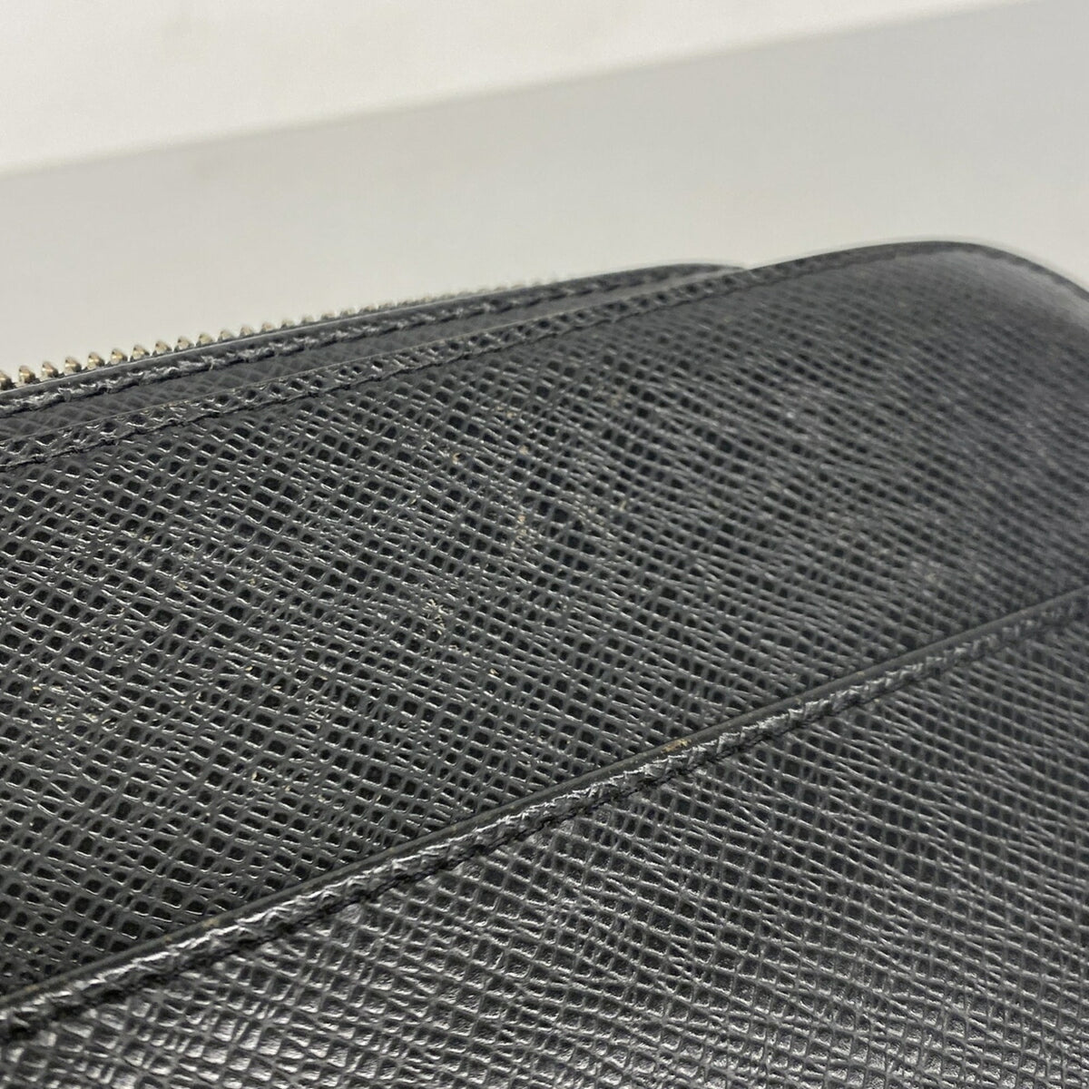 Louis Vuitton Ardoise Clutch Bag (Pre-Owned)