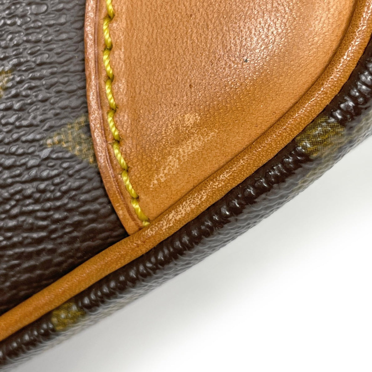 Louis Vuitton Brown Monogram Shoulder Bag (Pre-Owned)