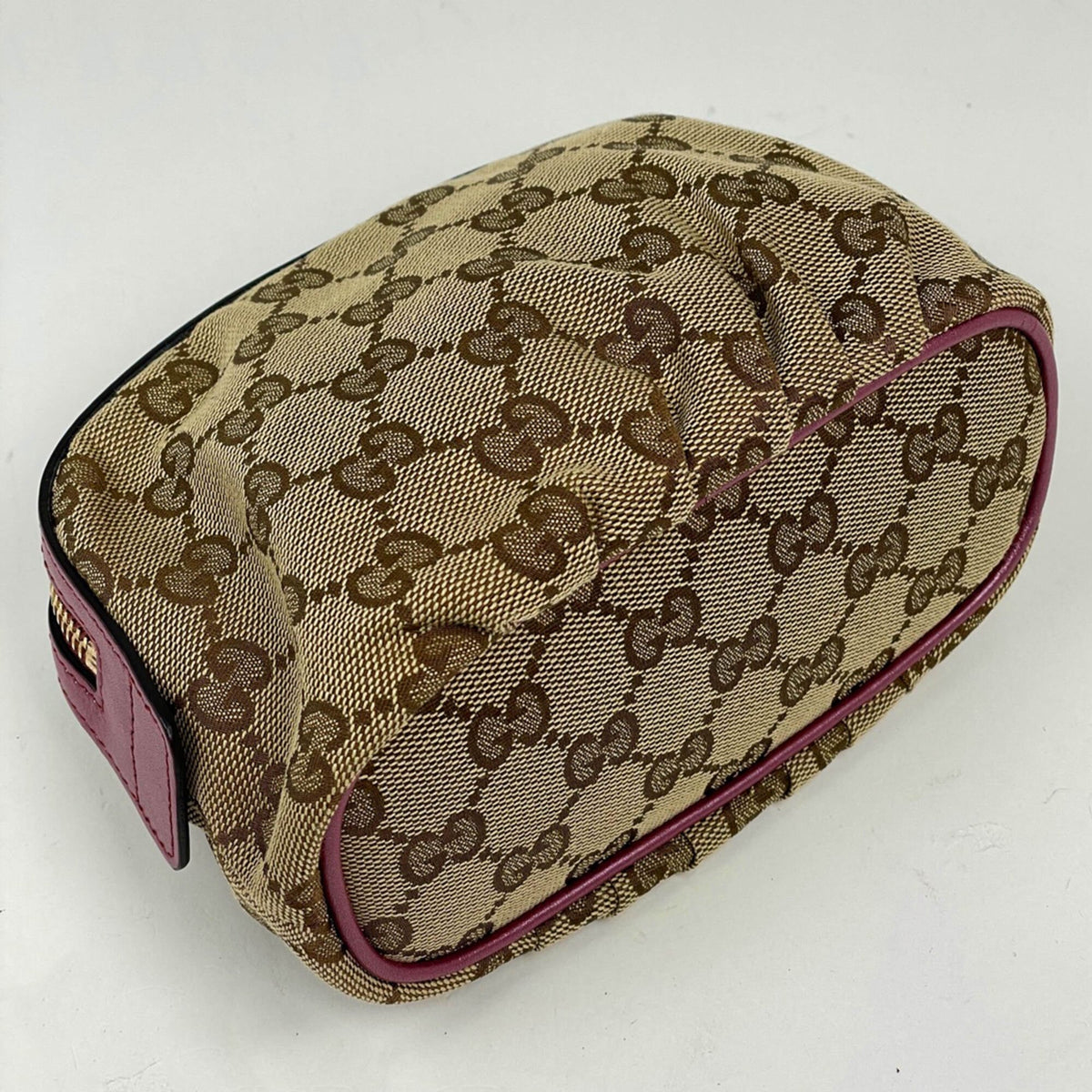 Gucci Beige Pink Gg Canvas Leather Pouch (Pre-Owned)