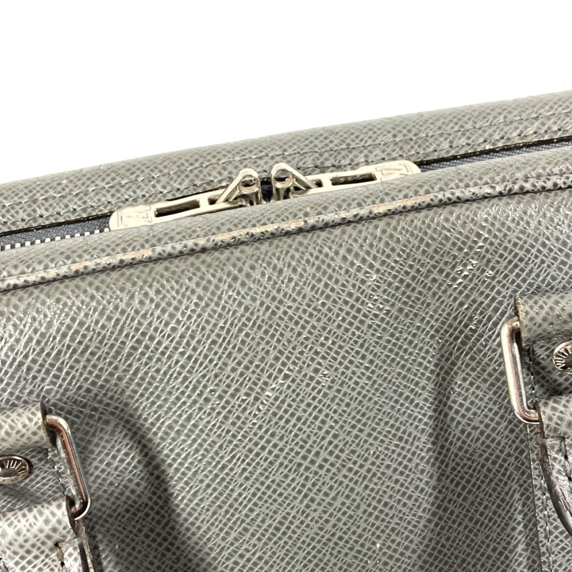 Louis Vuitton Galle Glacier Gray Taiga Leather Handbag Tote Bag (Pre-Owned)