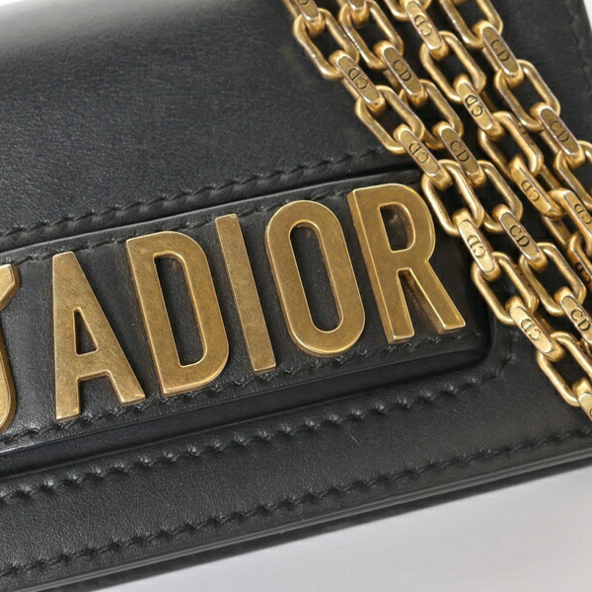 Christian Dior Black Leather Shoulder Bag (Pre-Owned)