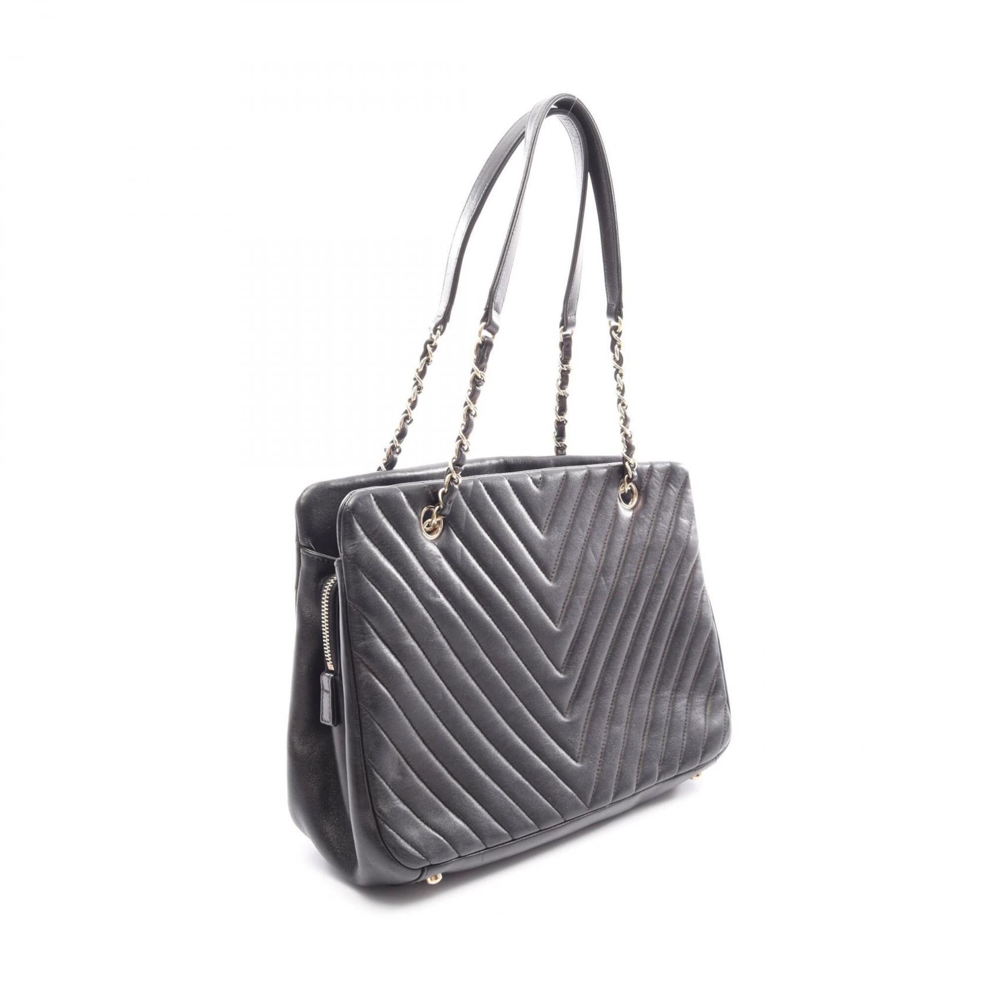 Chanel Black Leather Handbag Tote Bag (Pre-Owned)