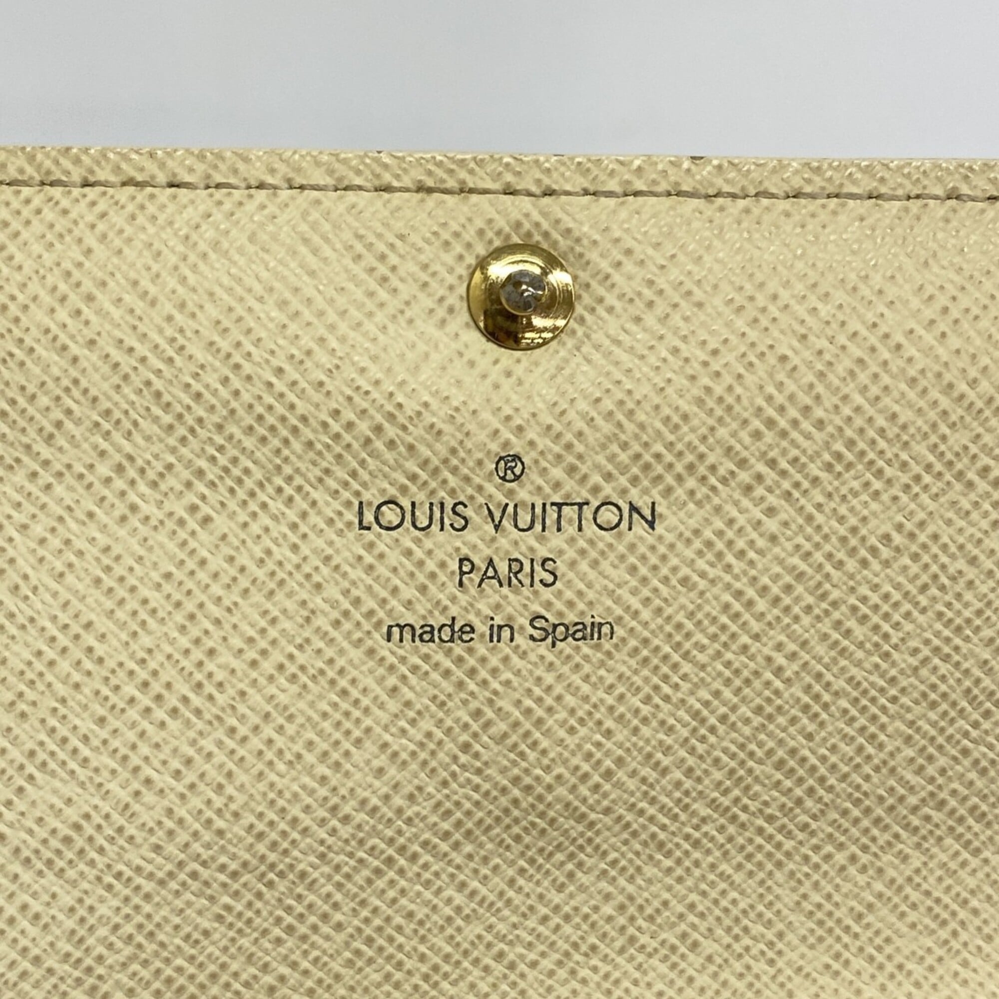 Louis Vuitton White Long Wallet (Bi-Fold) (Pre-Owned)