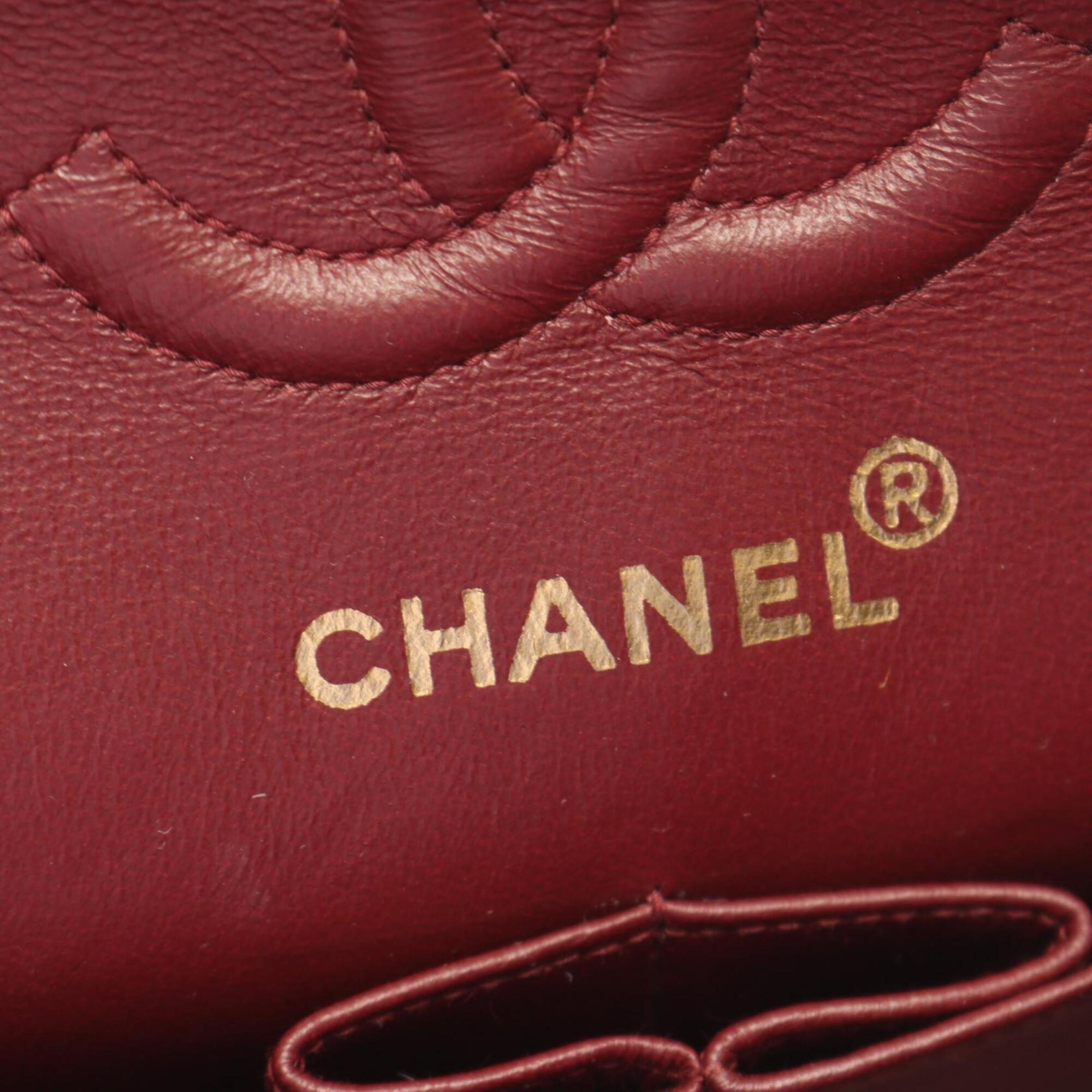 Chanel Black Leather Handbag Shoulder Bag (Pre-Owned)