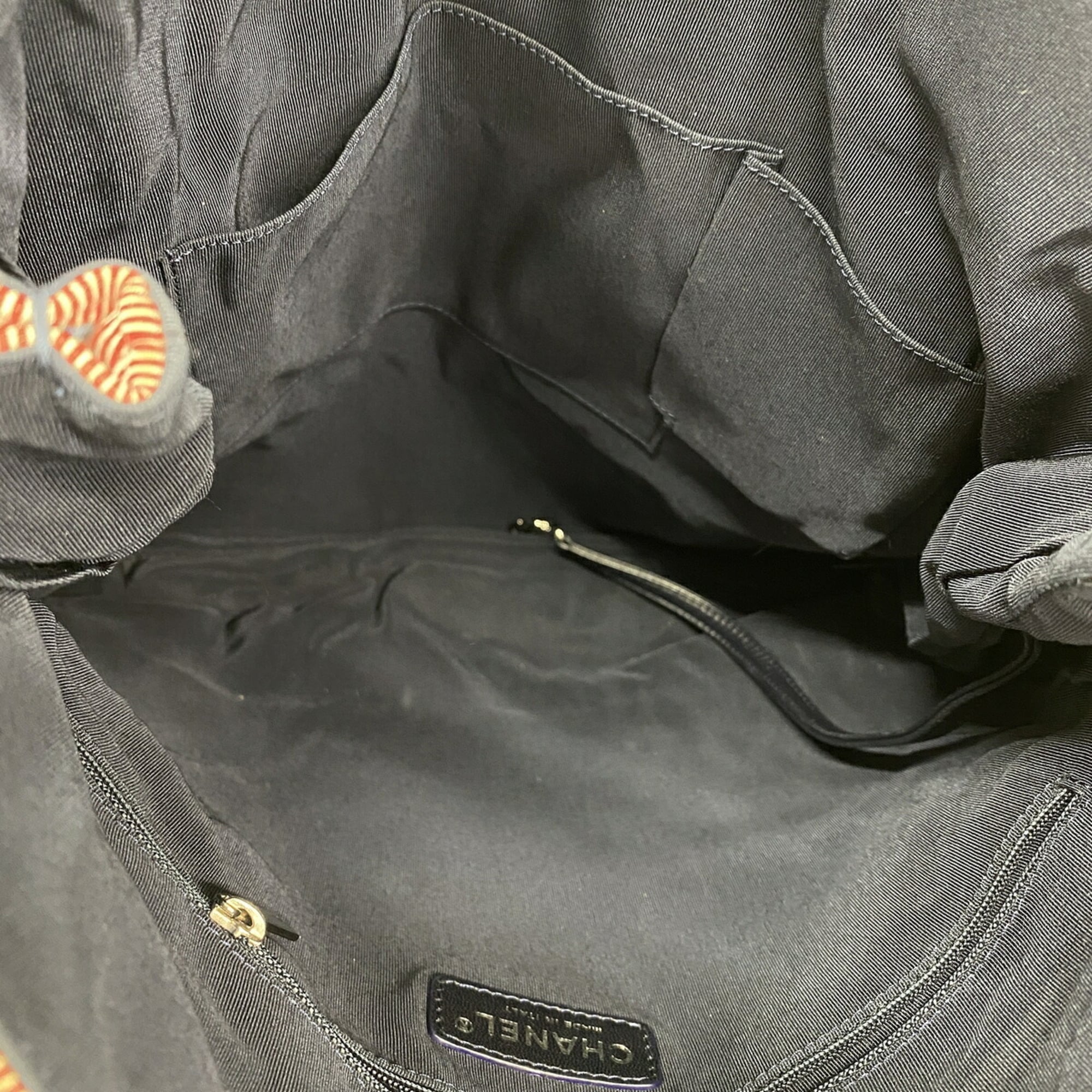 Chanel Navy Canvas Tote Bag (Pre-Owned)