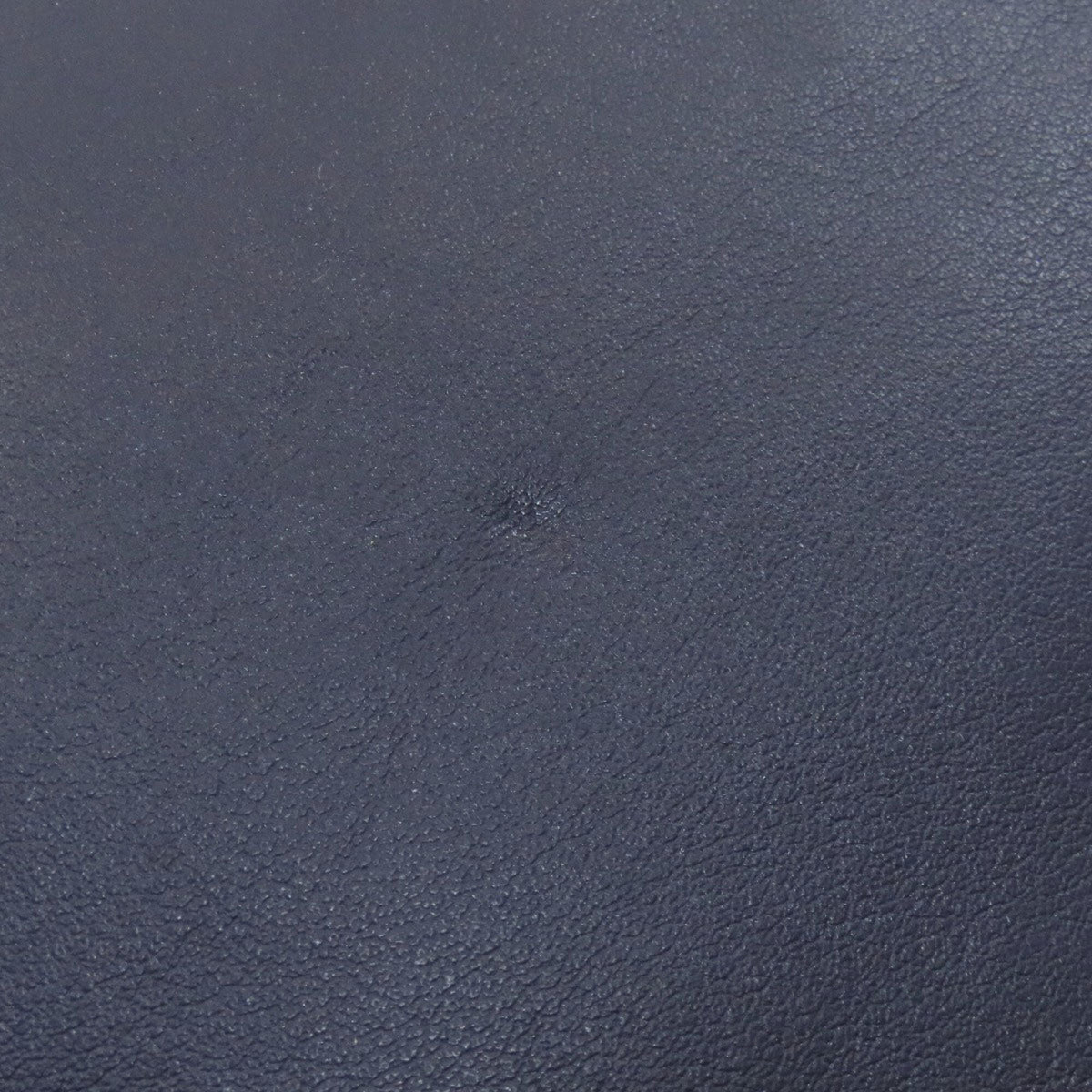 Bally Navy Leather Shoulder Bag (Pre-Owned)