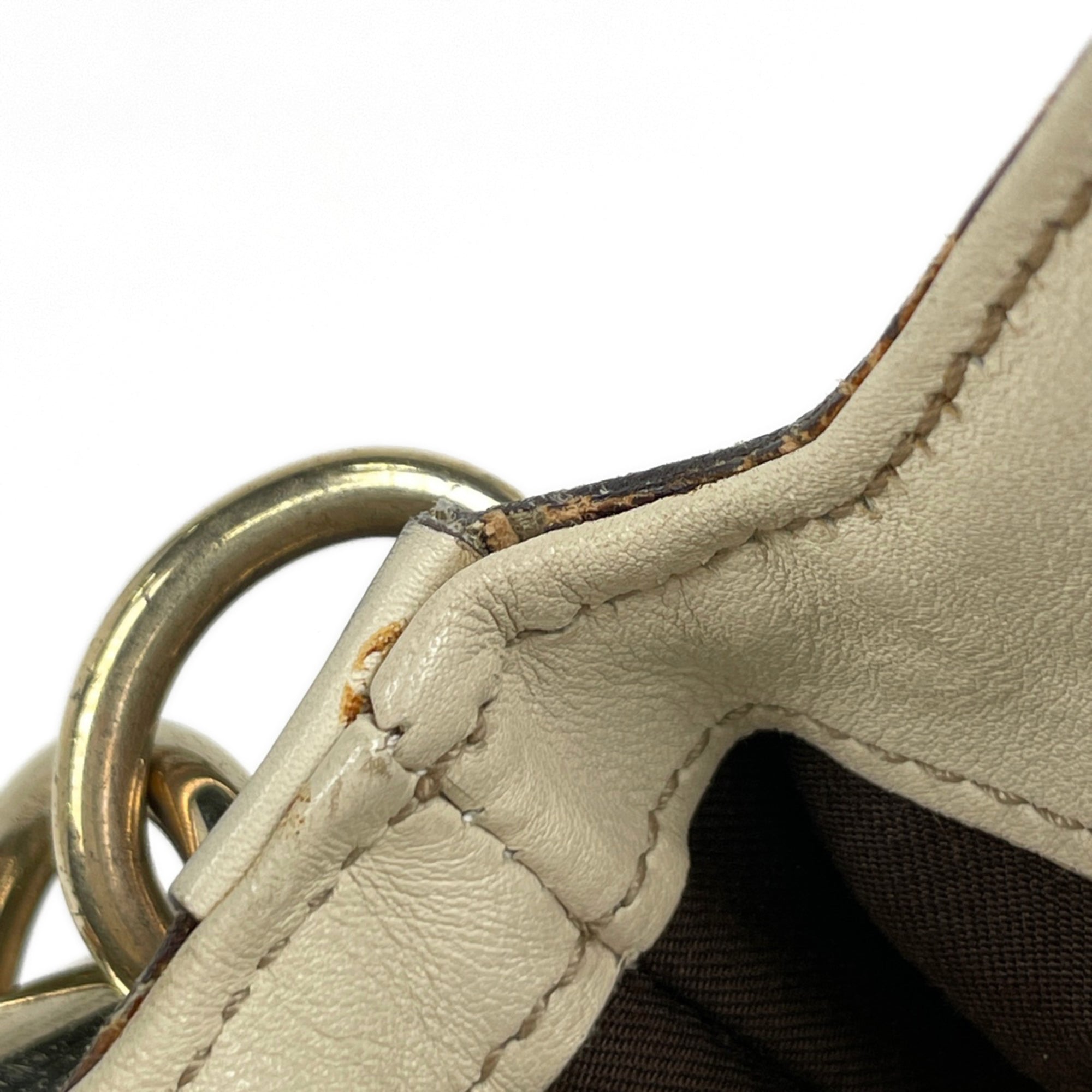 Gucci Beige White Gg Canvas Leather Shoulder Bag (Pre-Owned)