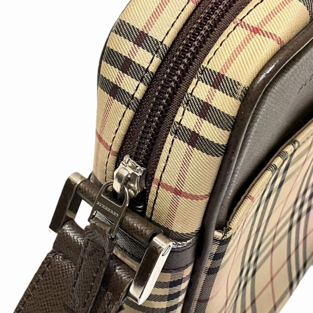 Burberry Brown Canvas Leather Shoulder Bag (Pre-Owned)