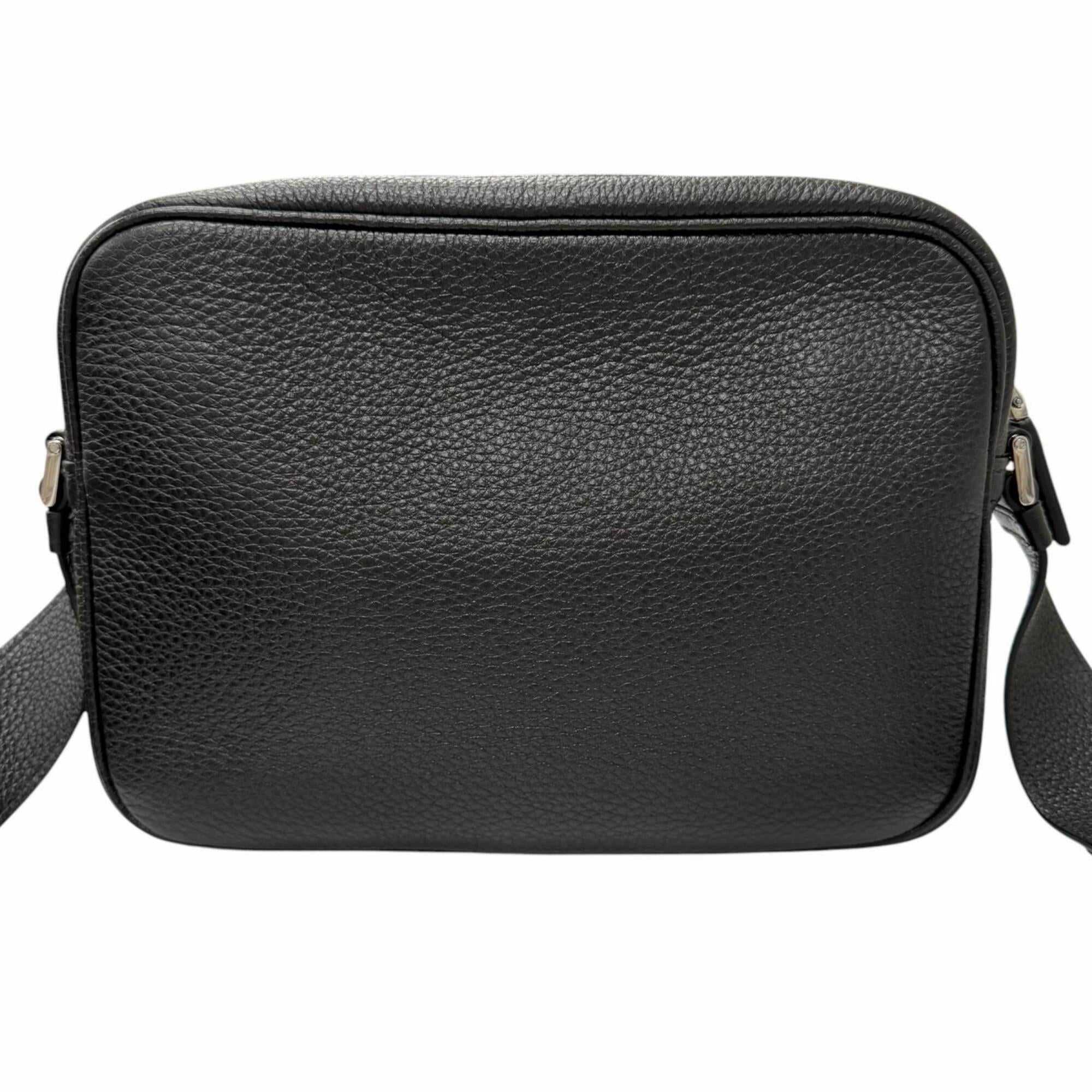 Prada Black Leather Shoulder Bag (Pre-Owned)