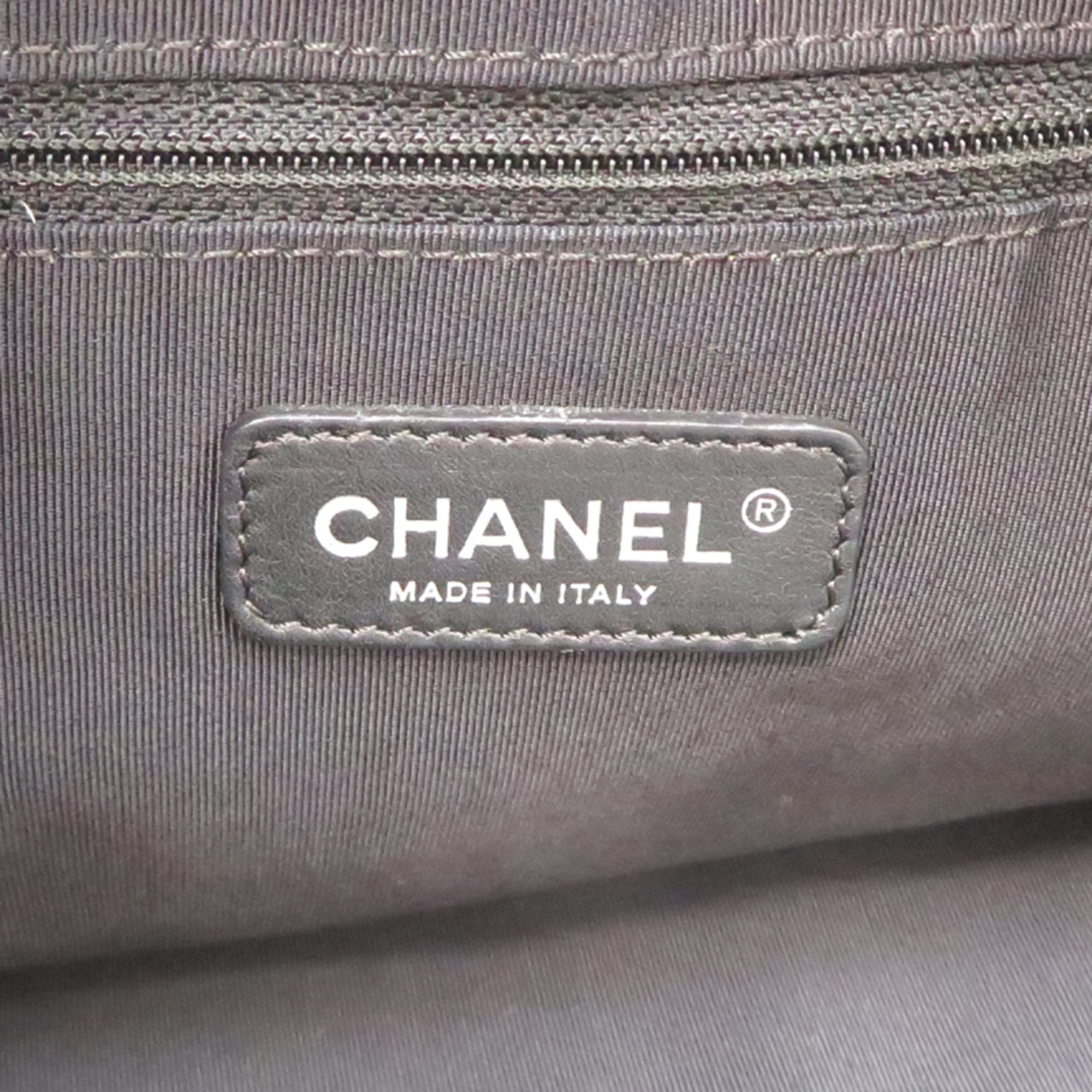 Chanel Black Silver Nylon Tote Bag (Pre-Owned)