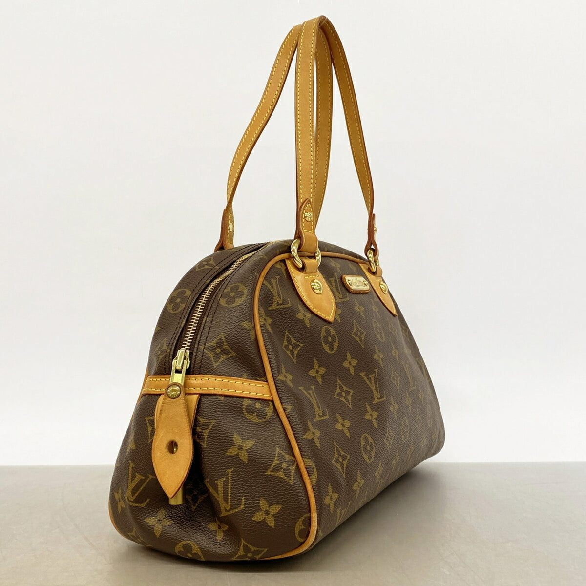 Louis Vuitton Brown Shoulder Bag (Pre-Owned)