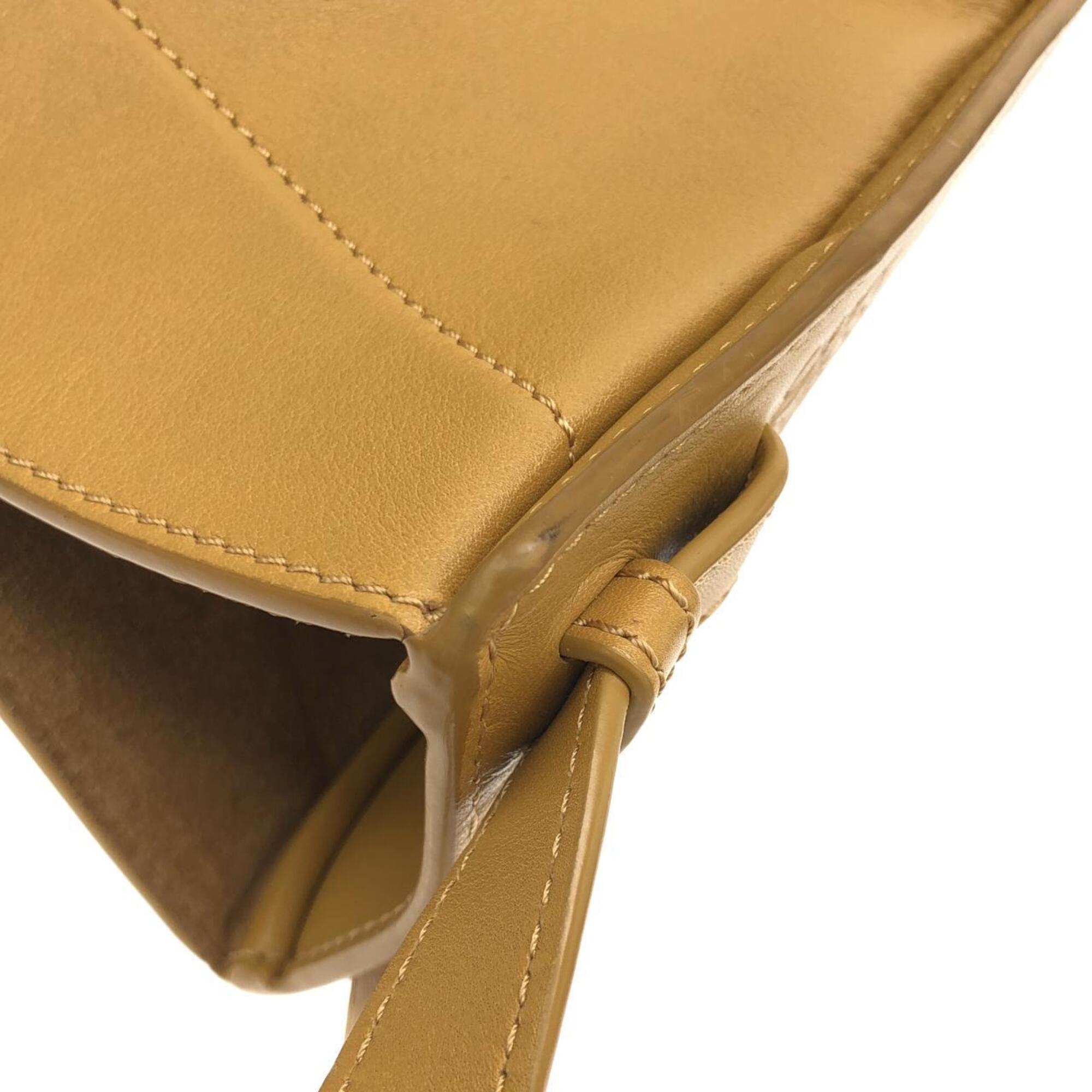Loewe Yellow Leather Handbag (Pre-Owned)