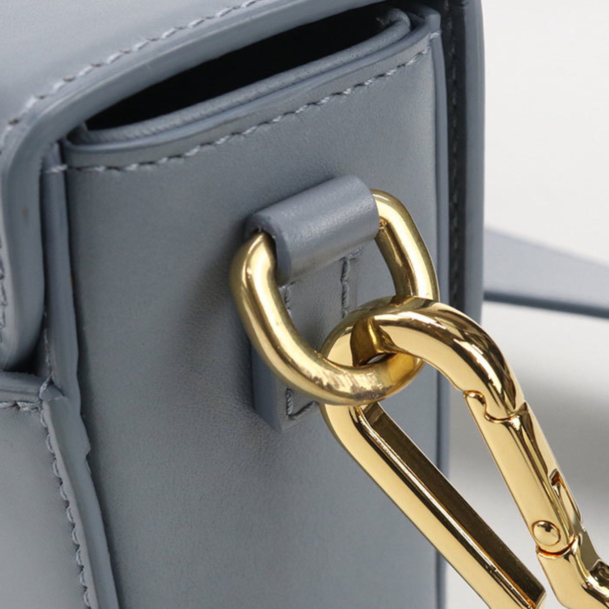 Christian Dior Blue Leather Shoulder Bag (Pre-Owned)