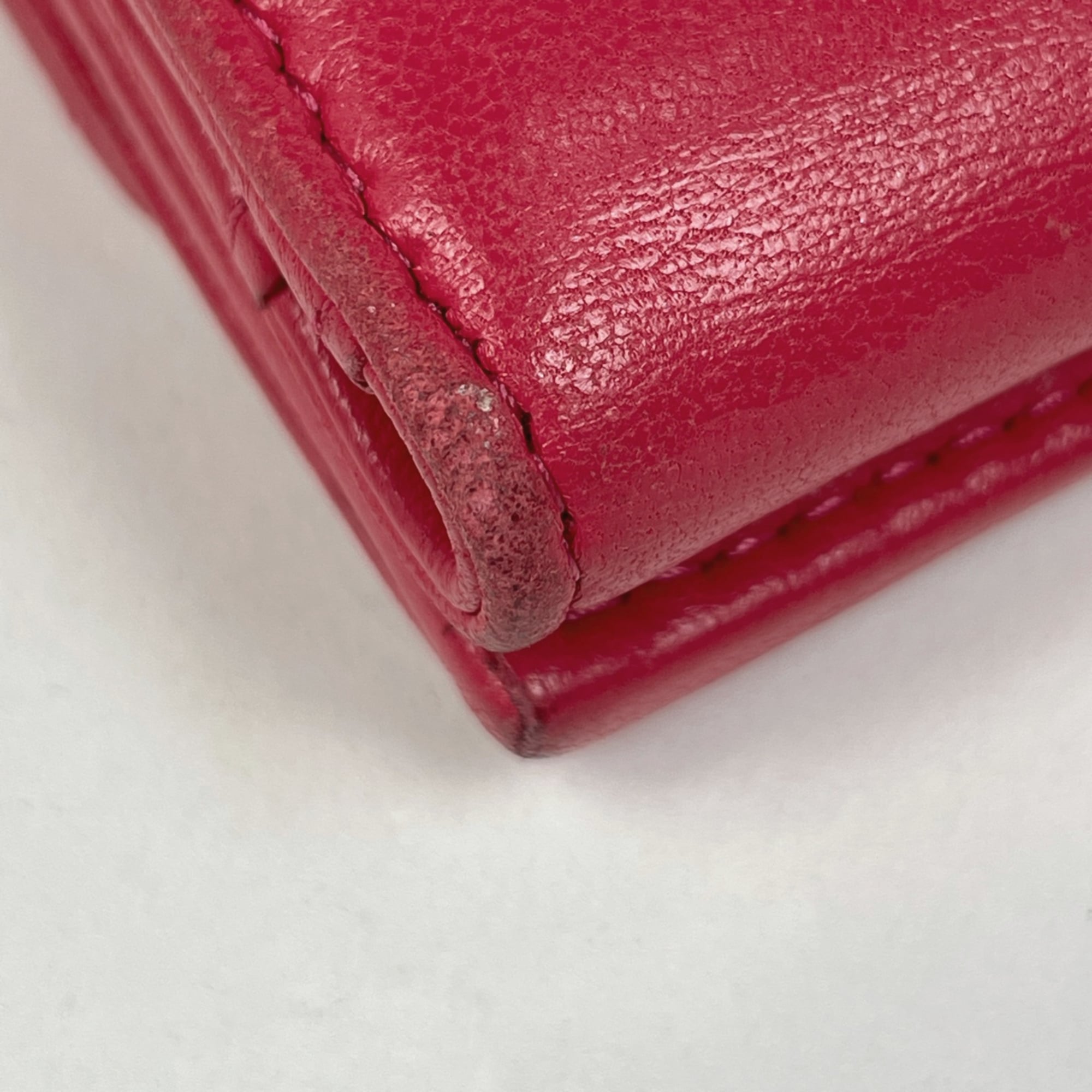 Chanel Pink Leather Wallet (Tri-Fold) (Pre-Owned)