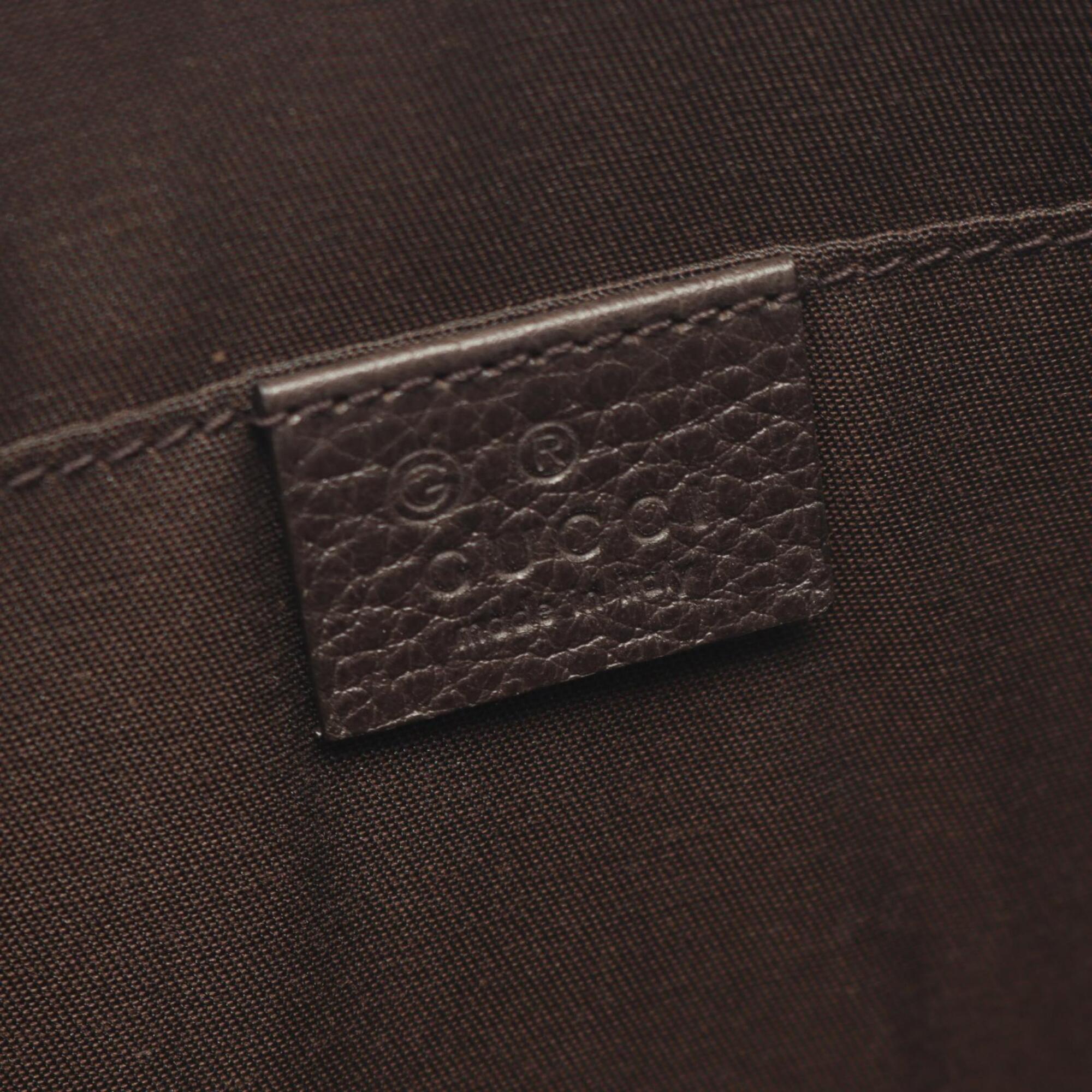 Gucci Brown Leather Clutch Bag Handbag (Pre-Owned)