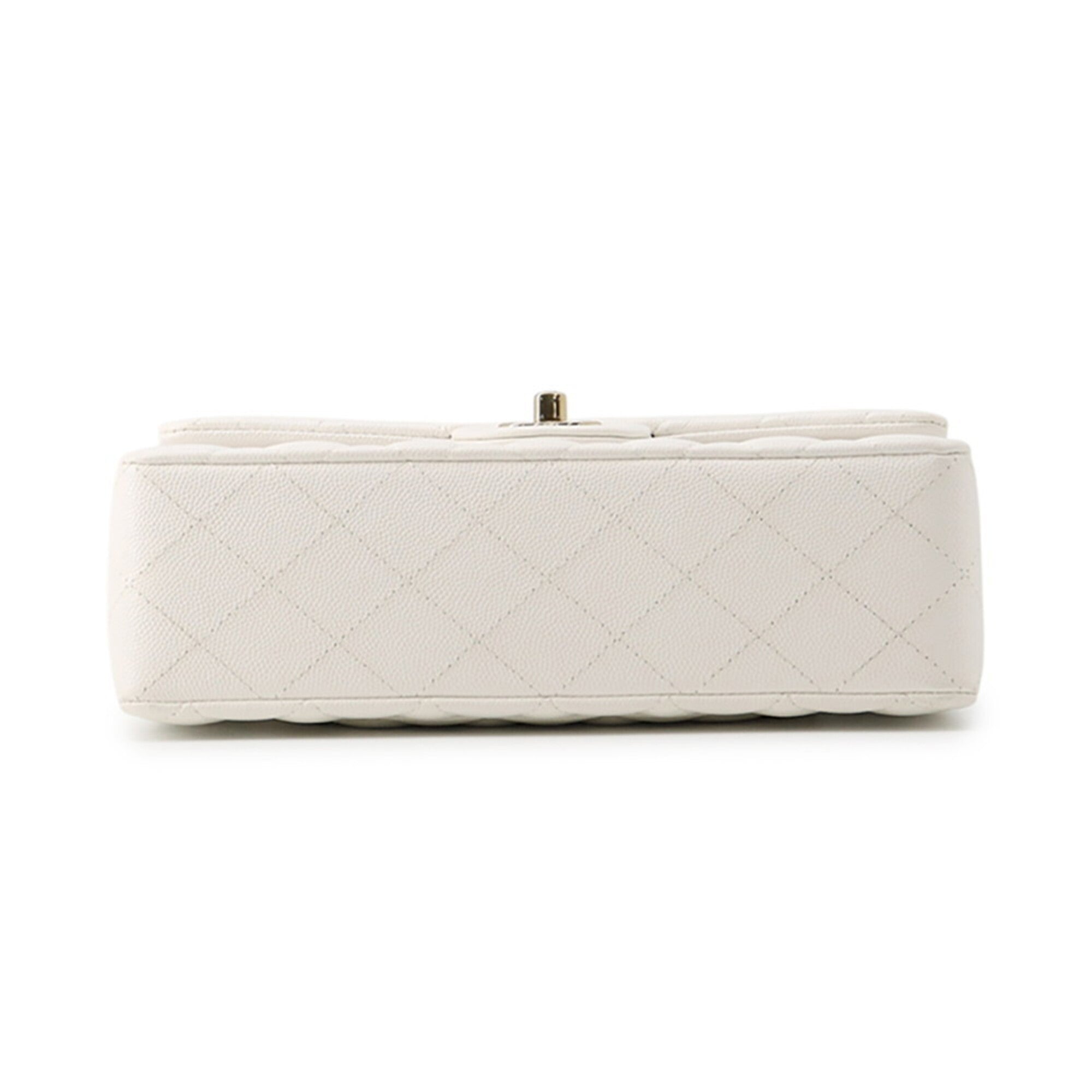 Chanel White Grained Calfskin Handbag Shoulder Bag (Pre-Owned)