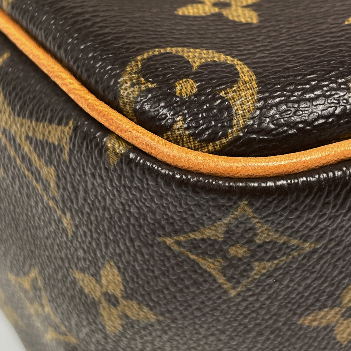 Louis Vuitton Brown Monogram Shoulder Bag (Pre-Owned)