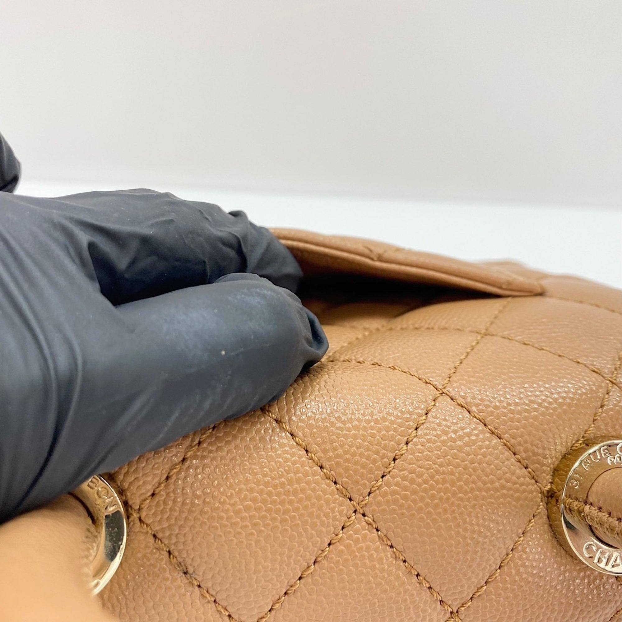 Chanel Matelasse Brown Handbag (Pre-Owned)