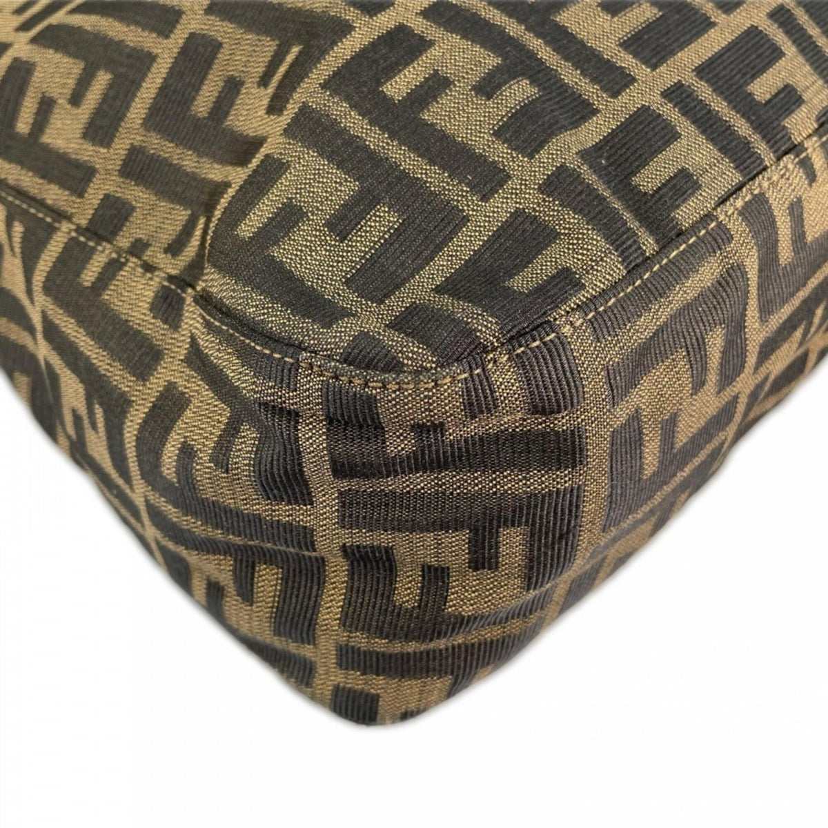 Fendi Zucca Brown Canvas Shoulder Bag (Pre-Owned)