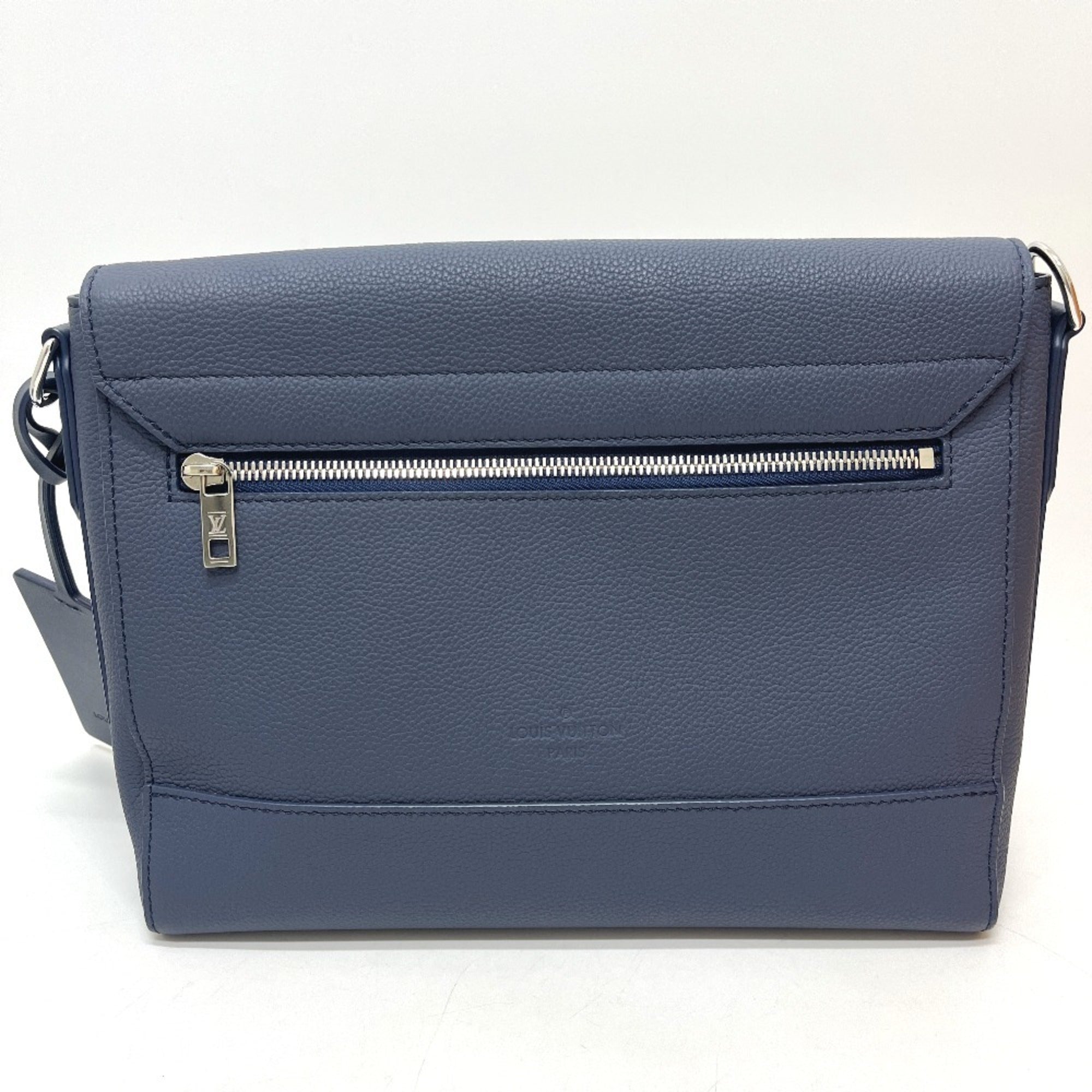 Louis Vuitton Blue Leather Handbag Shoulder Bag (Pre-Owned)