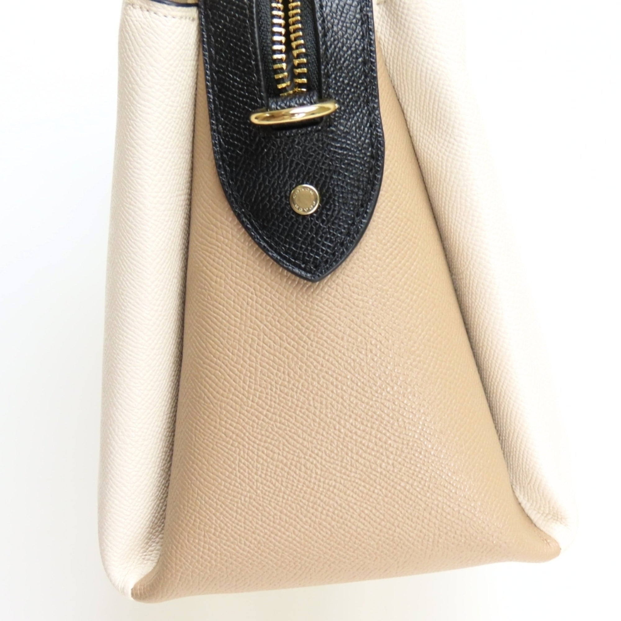 Coach Beige Black Ivory Leather Handbag (Pre-Owned)