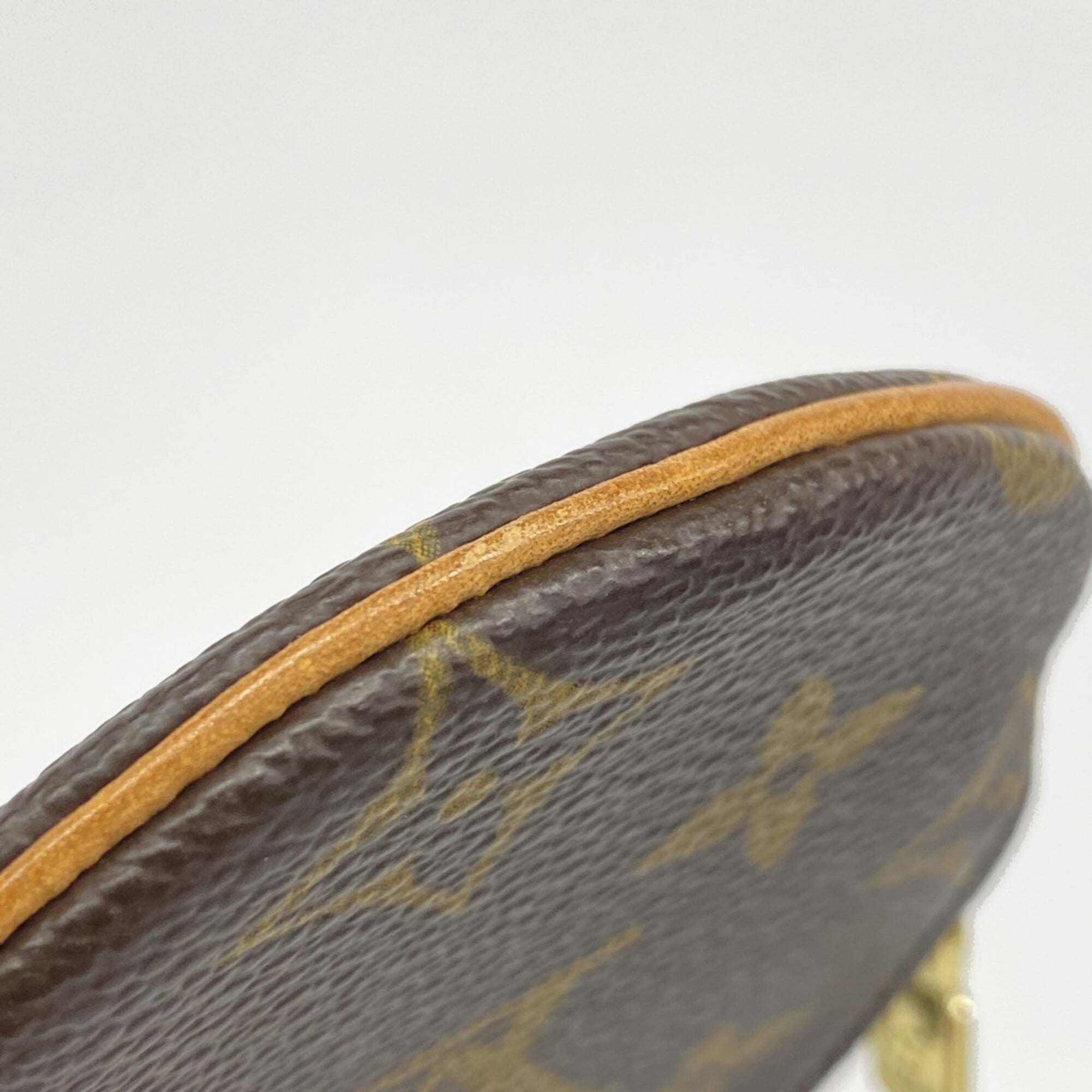 Louis Vuitton Brown Coin Purse/Coin Case (Pre-Owned)
