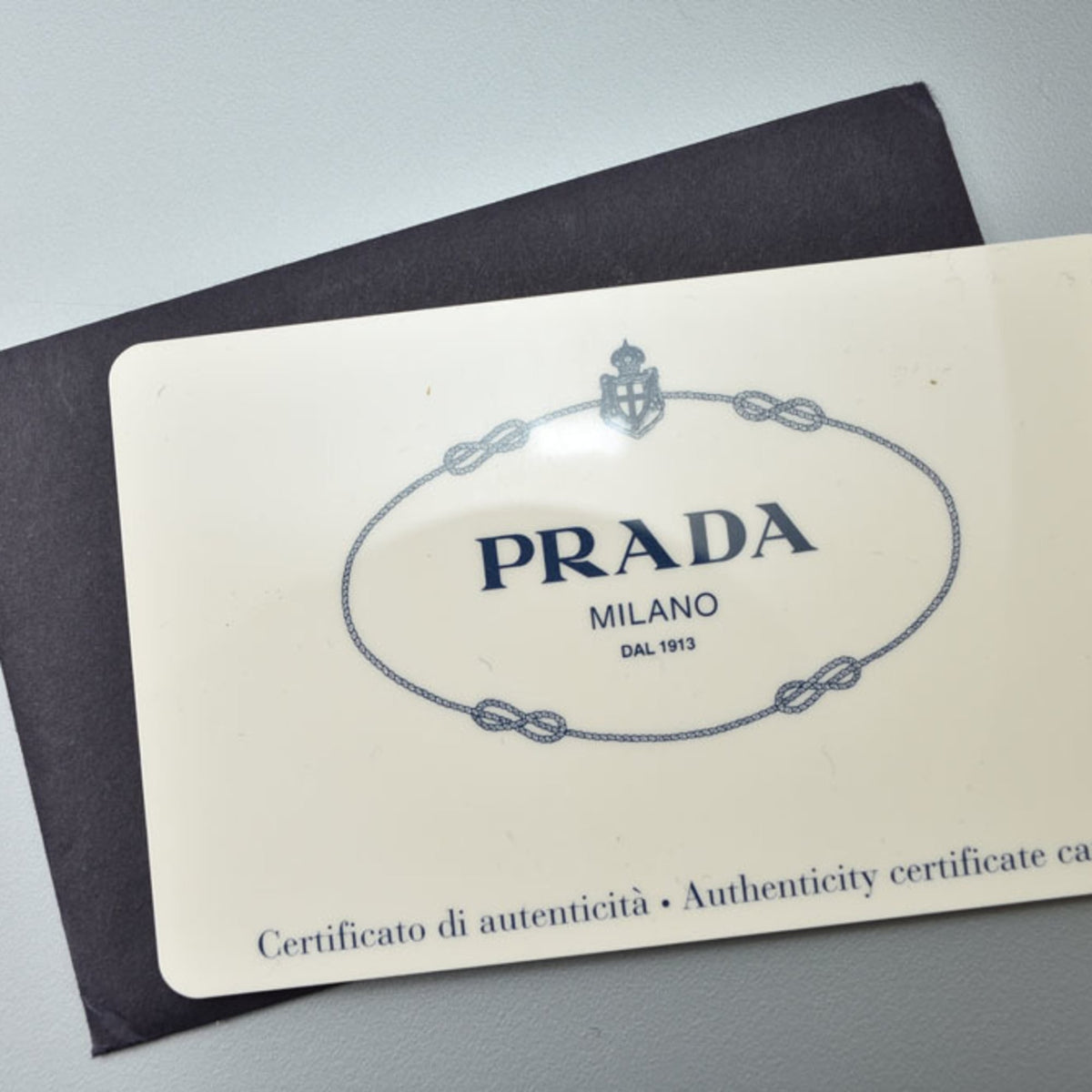 Prada Black Nylon Crossbody Bag Shoulder Bag (Pre-Owned)