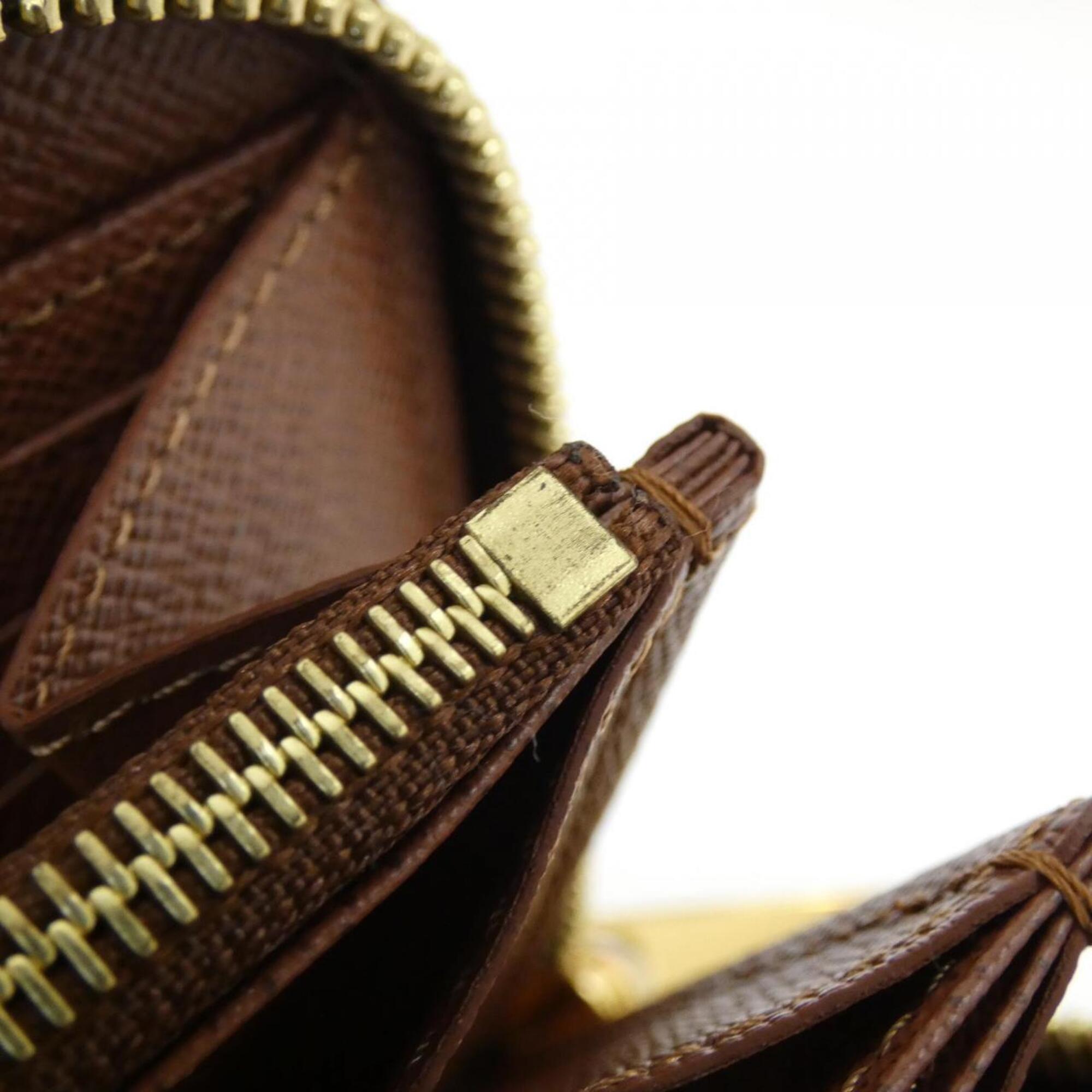 Louis Vuitton Marron Monogram Coated Canvas (Pre-Owned)