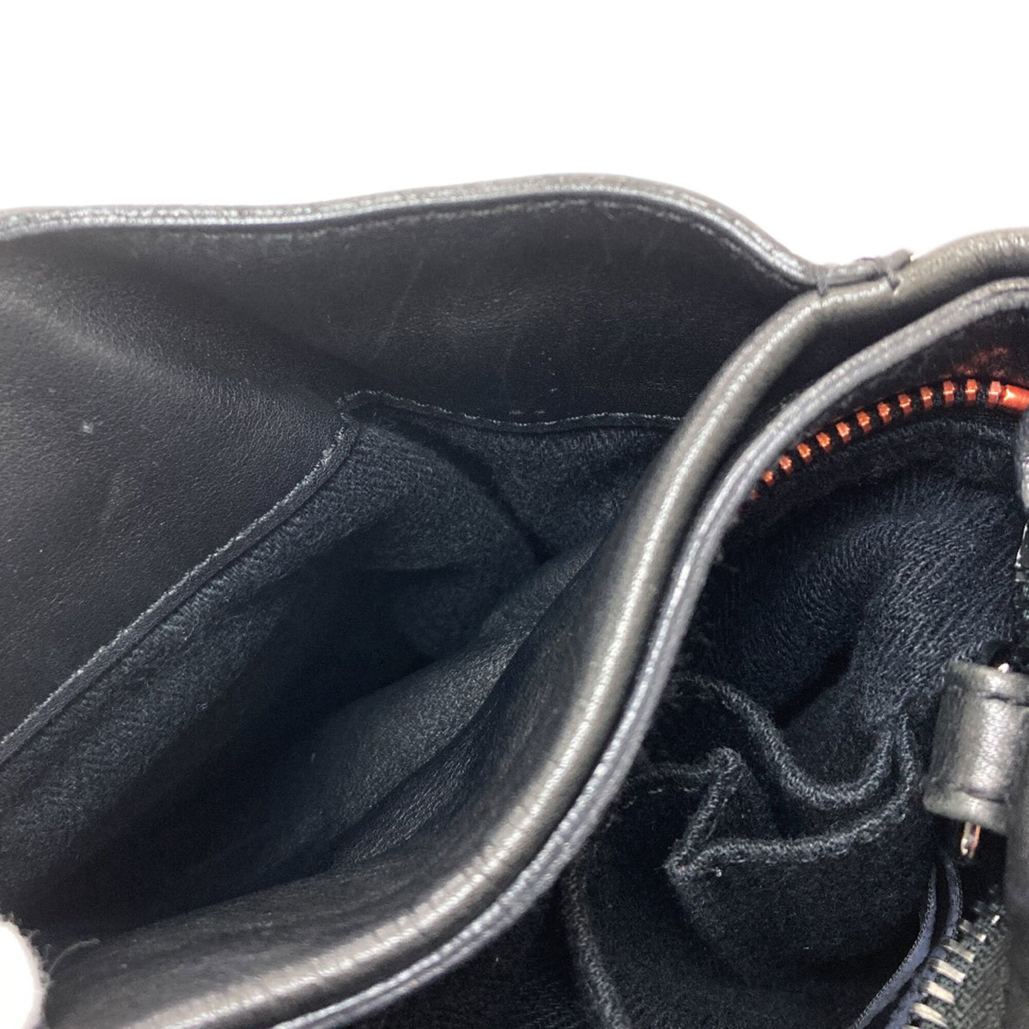 Hermes Black Leather Handbag (Pre-Owned)