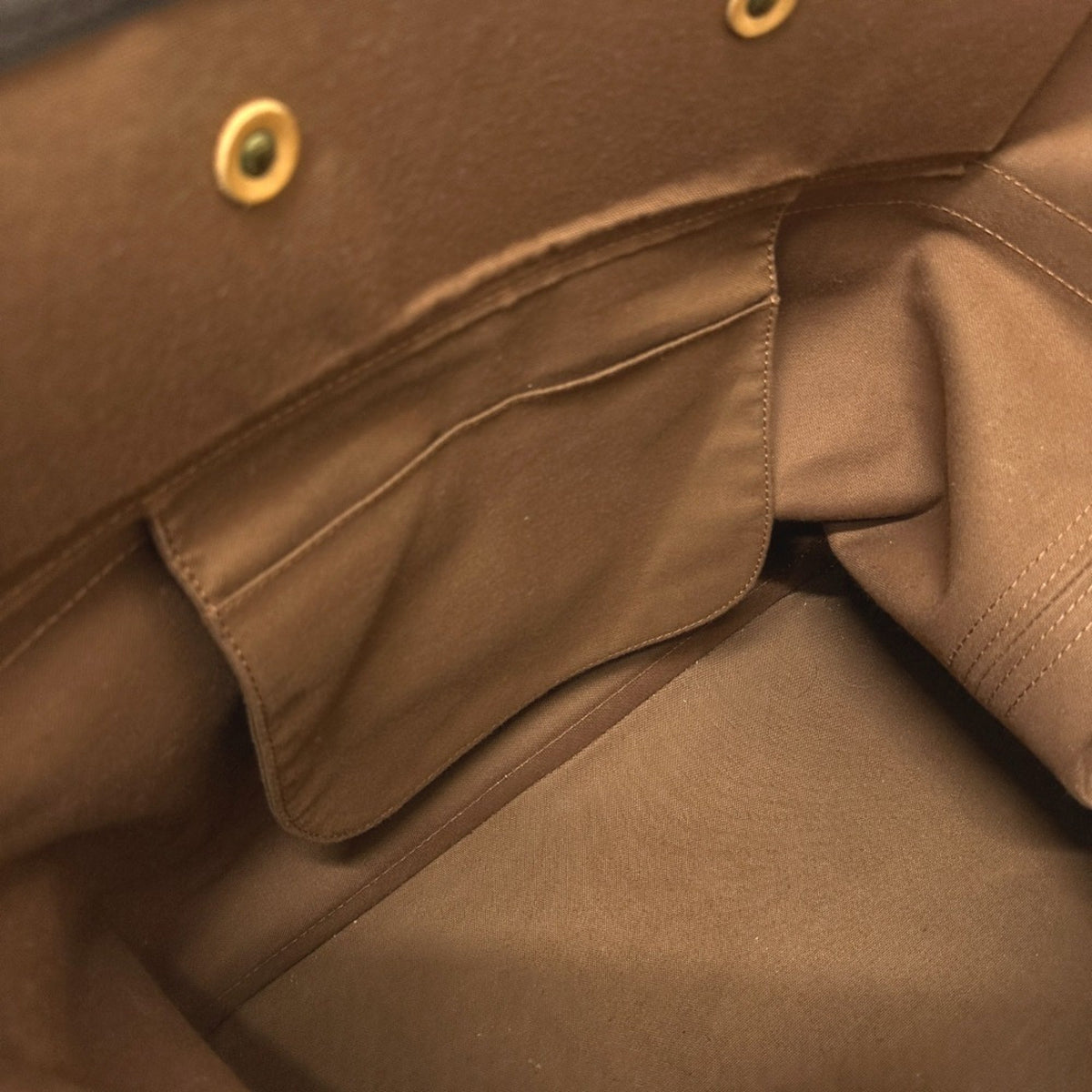 Louis Vuitton Brown Monogram Boston Bag (Pre-Owned)