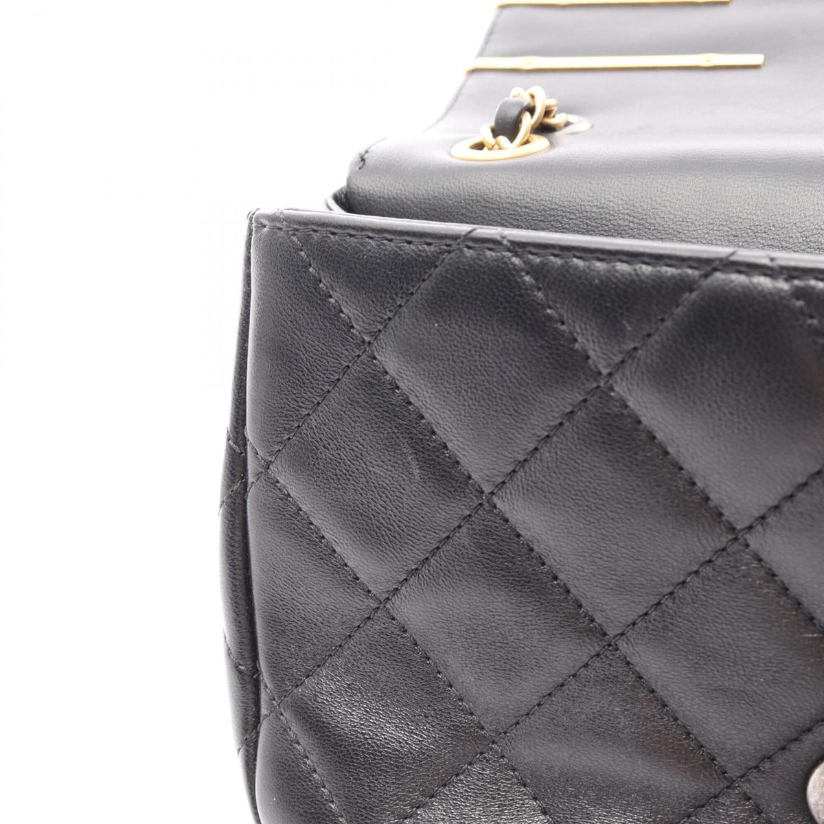 Chanel Matelasse Black Leather Handbag Shoulder Bag (Pre-Owned)
