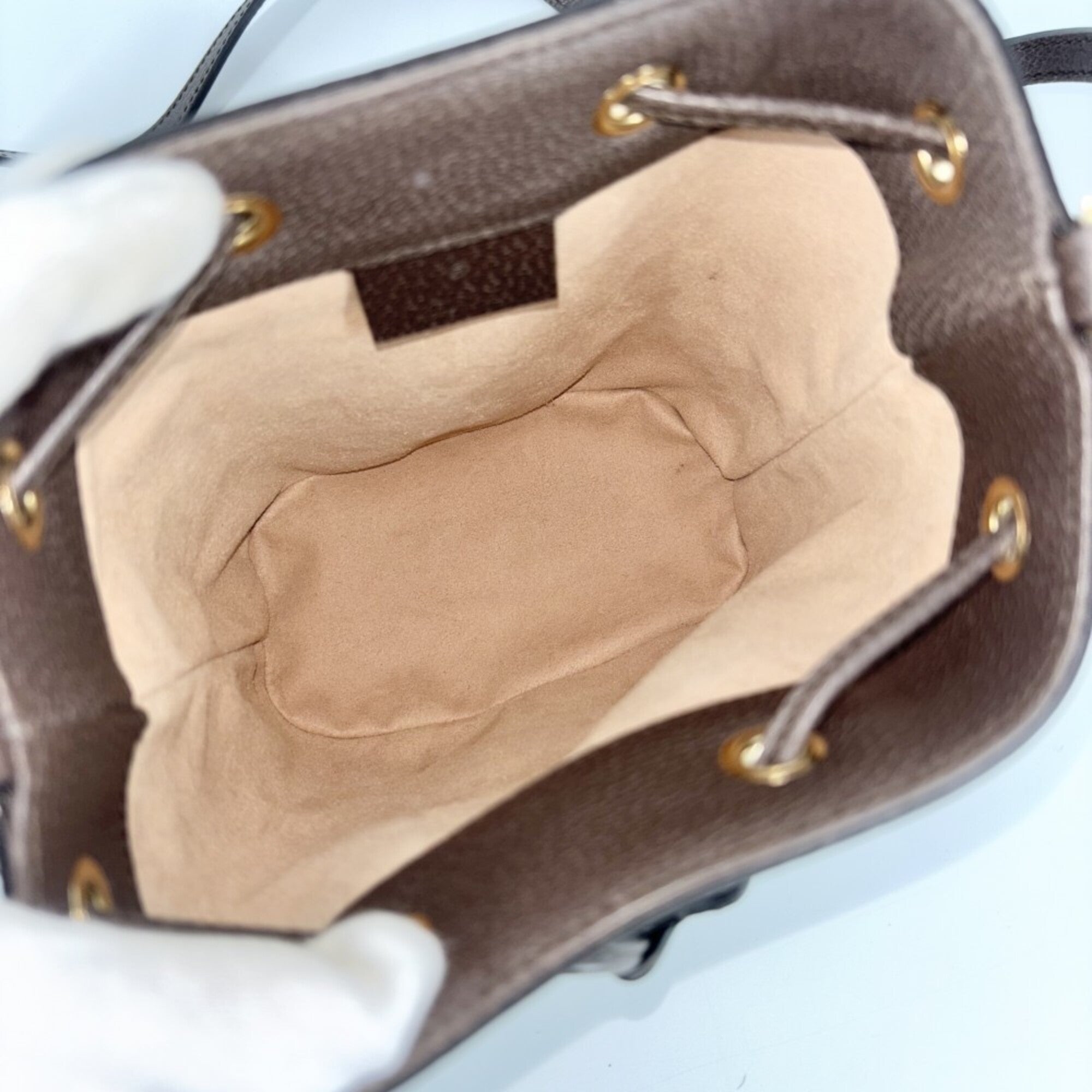 Gucci Beige Gg Supreme Canvas Shoulder Bag (Pre-Owned)