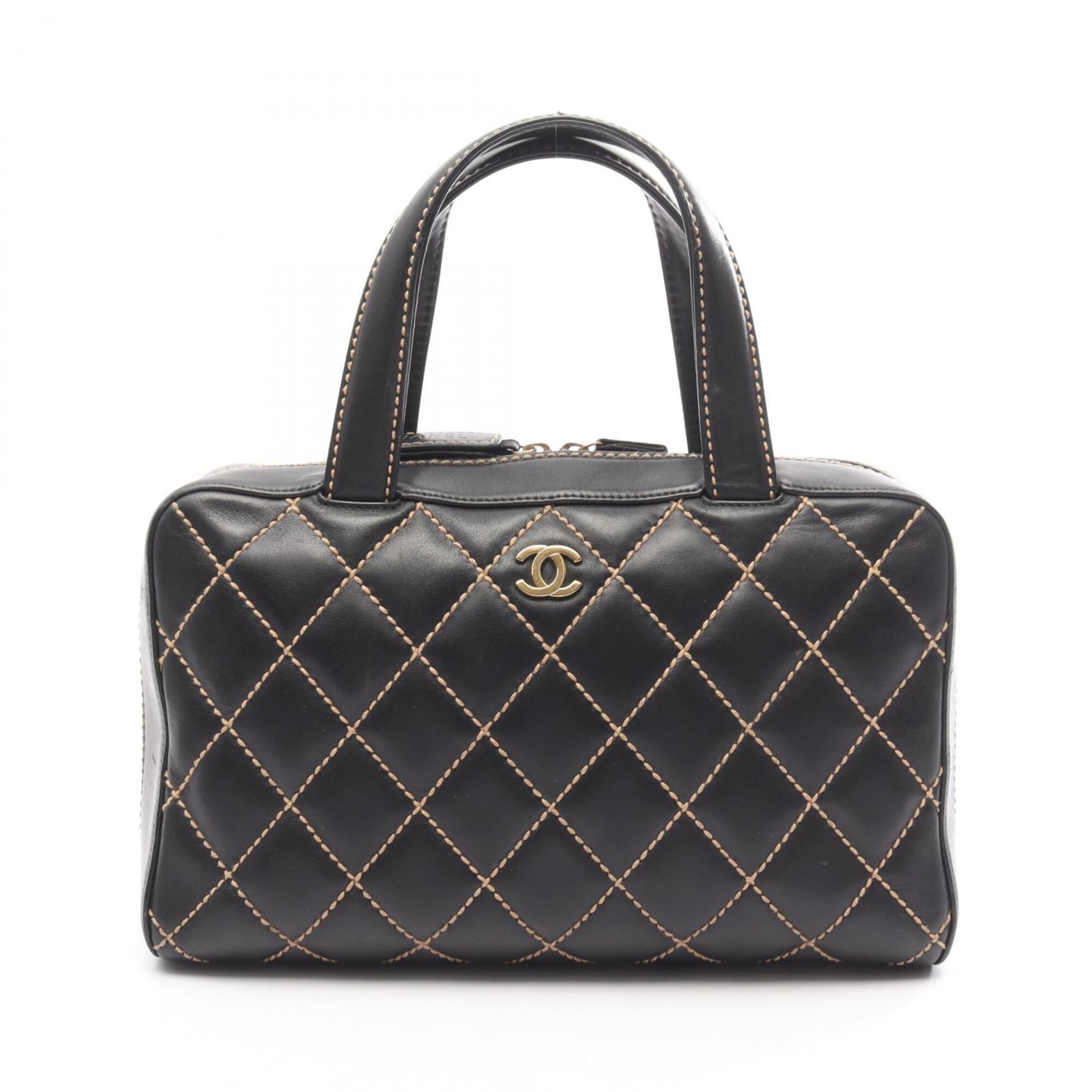 Chanel Wild Stitch Black Leather Handbag (Pre-Owned)