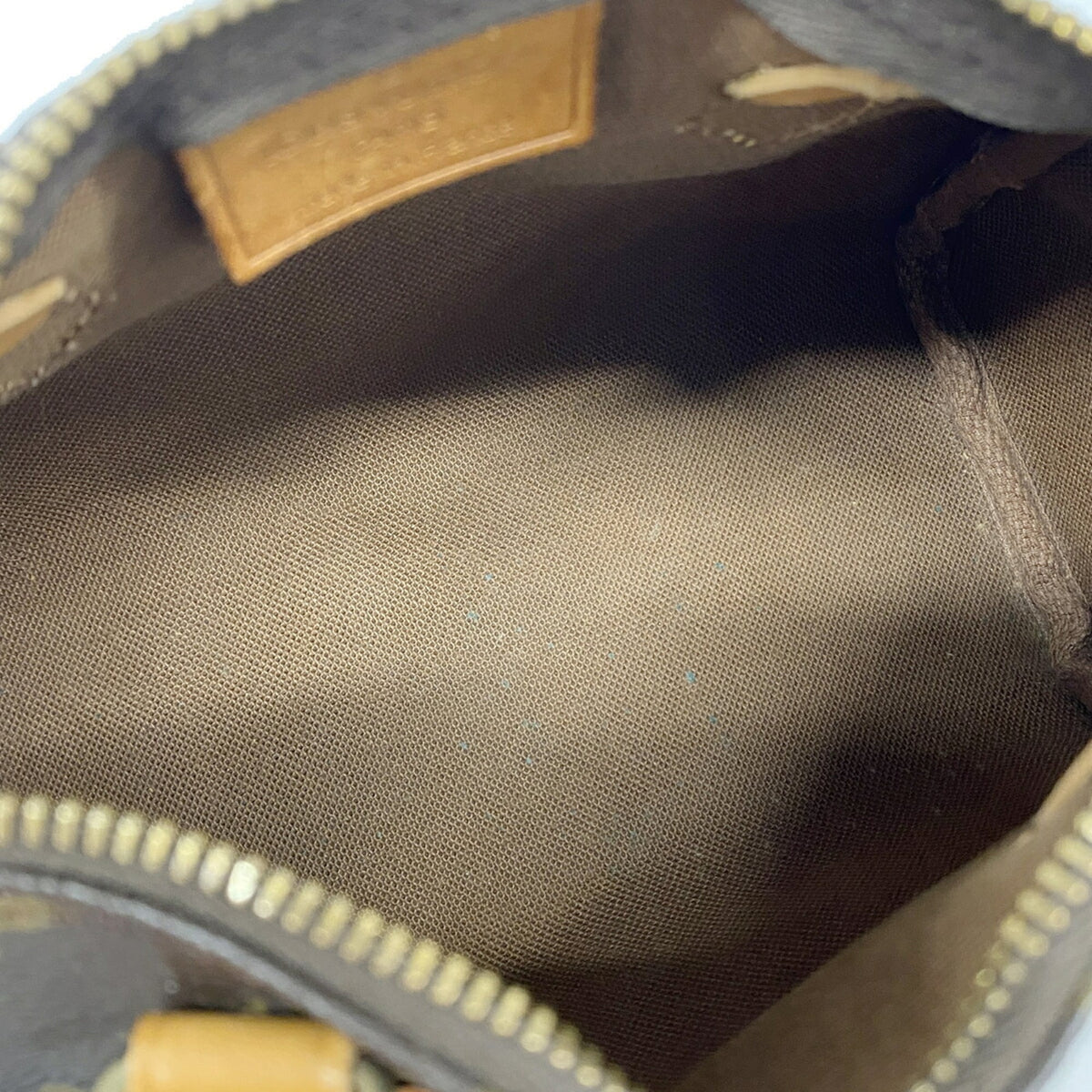 Louis Vuitton Brown Handbag (Pre-Owned)