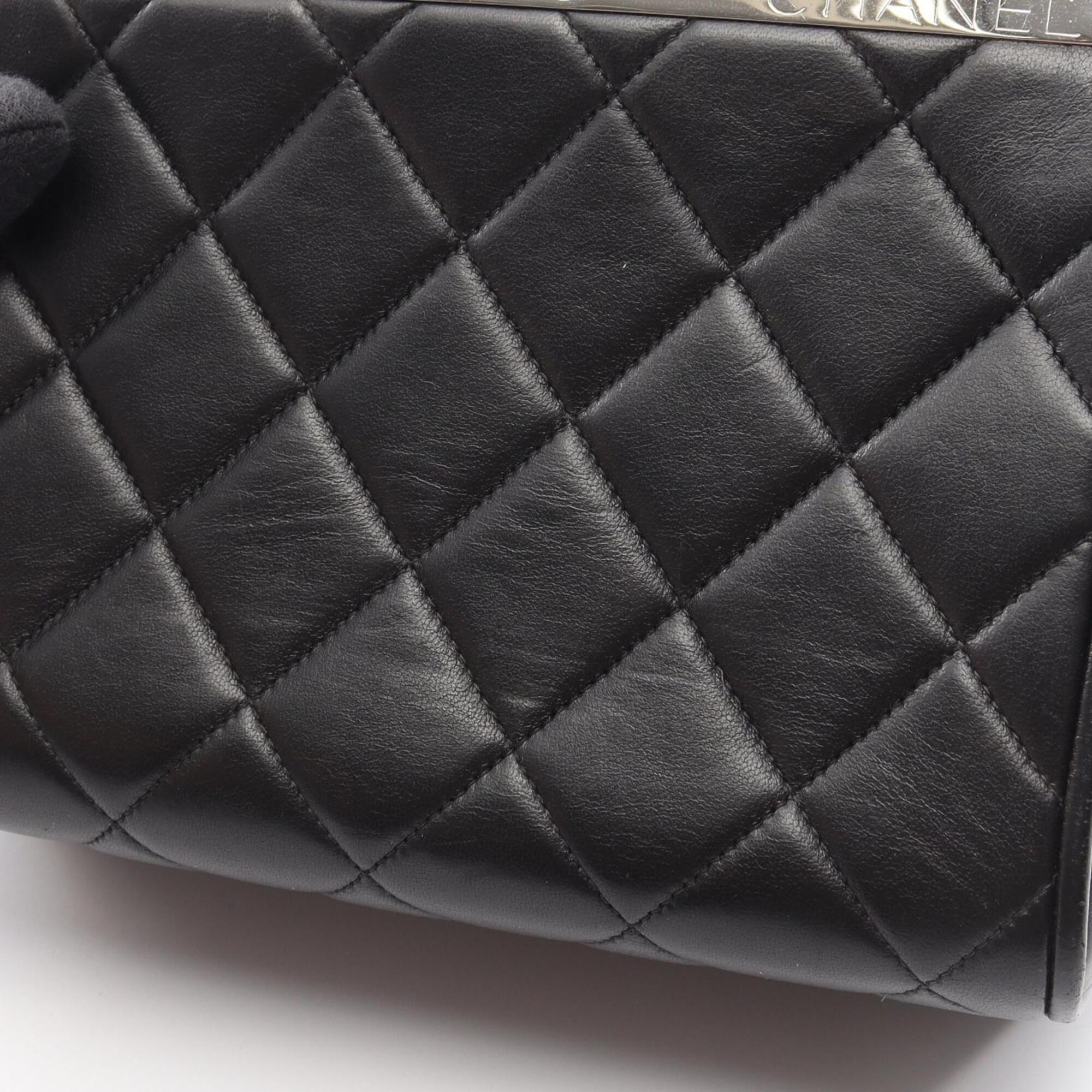 Chanel Black Leather Handbag (Pre-Owned)