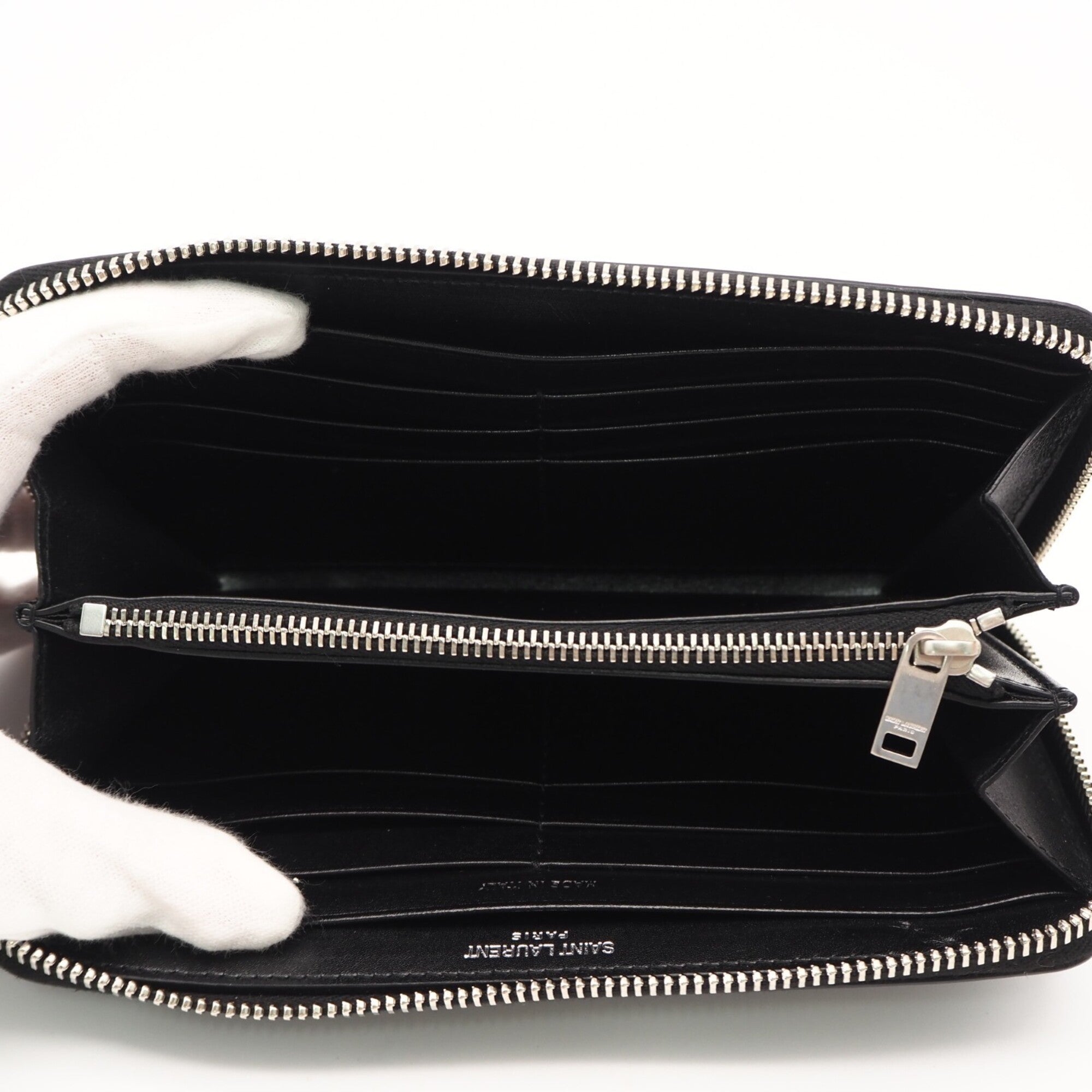 Yves Saint Laurent Black Leather Long Wallet (Bi-Fold) (Pre-Owned)