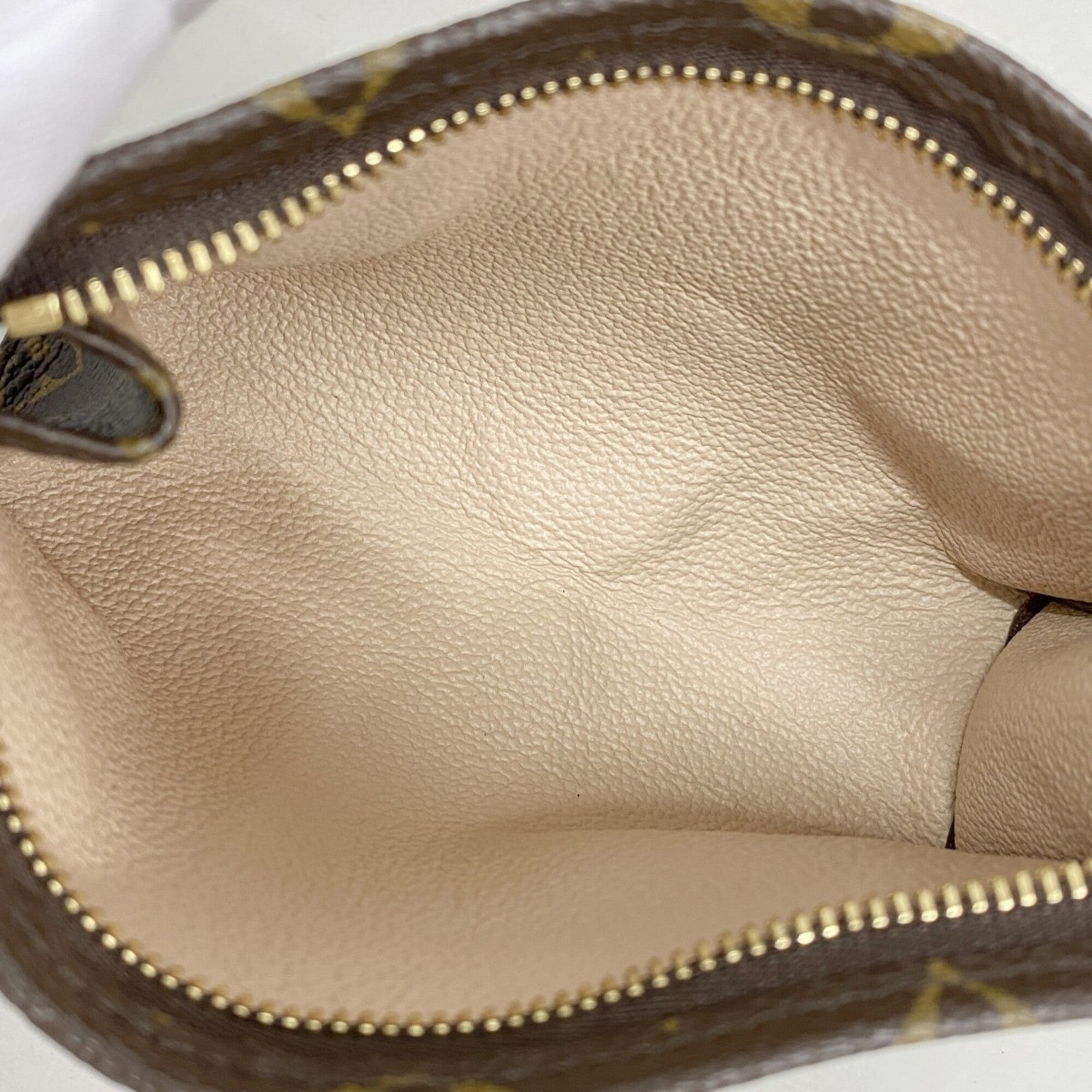 Louis Vuitton Brown Pouch (Pre-Owned)