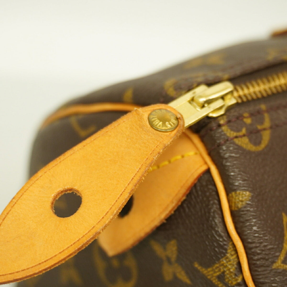 Louis Vuitton Brown Handbag (Pre-Owned)