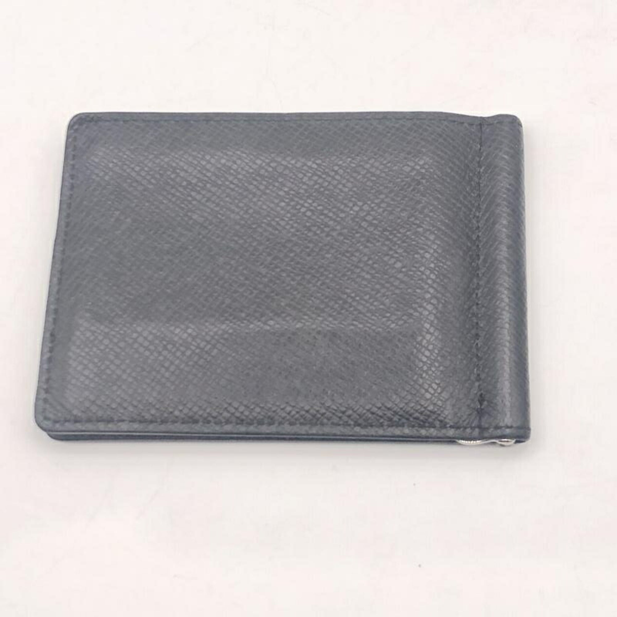 Louis Vuitton Black Taiga Leather Card Wallet (Pre-Owned)