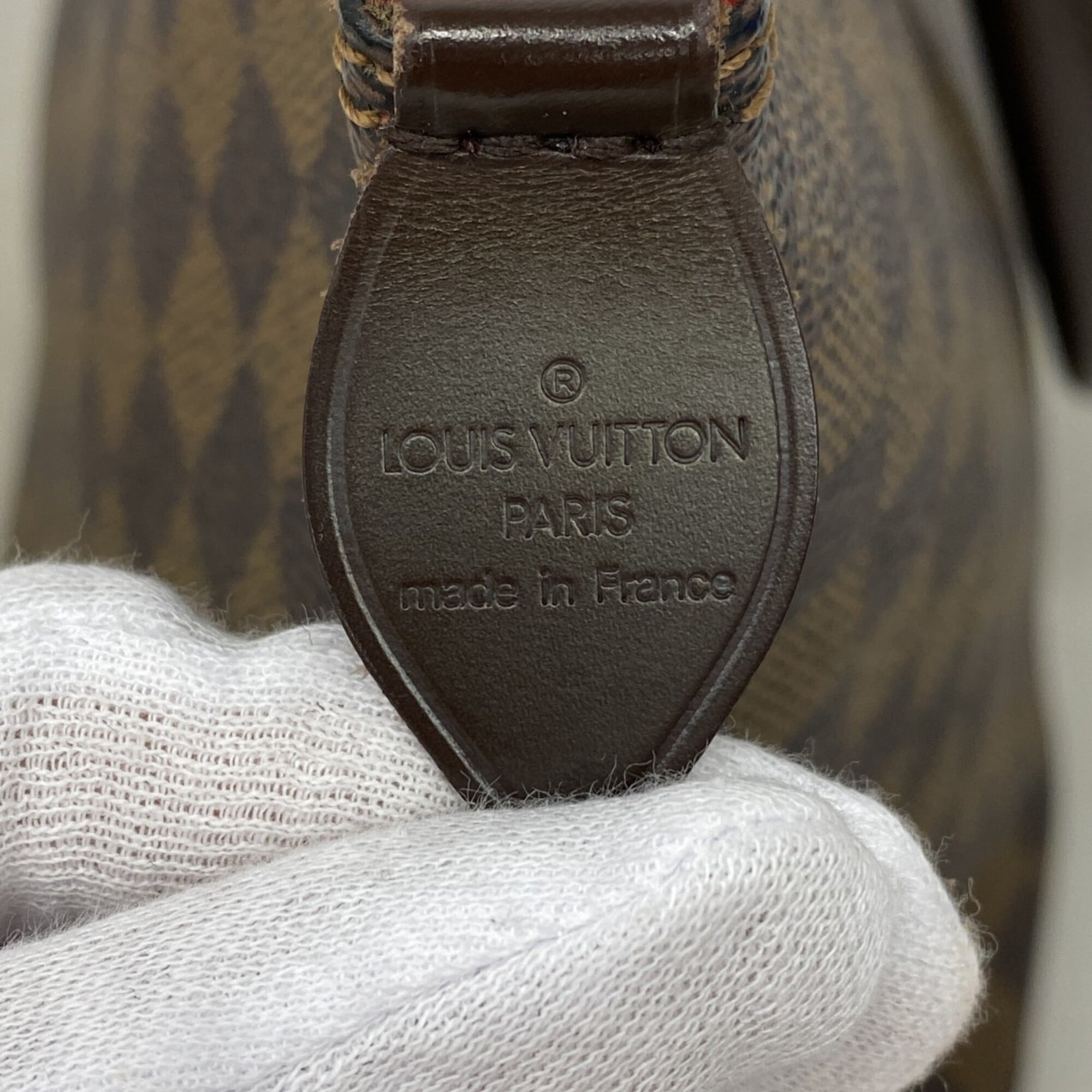 Louis Vuitton Ebene Handbag (Pre-Owned)