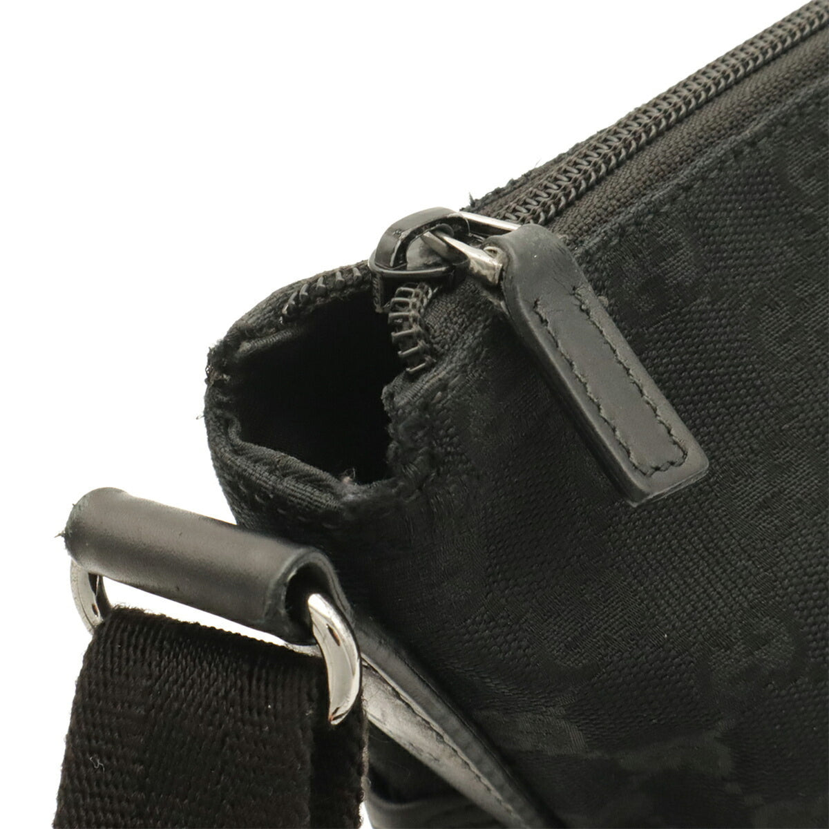 Gucci Black Canvas Leather Messenger Bag Shoulder Bag (Pre-Owned)