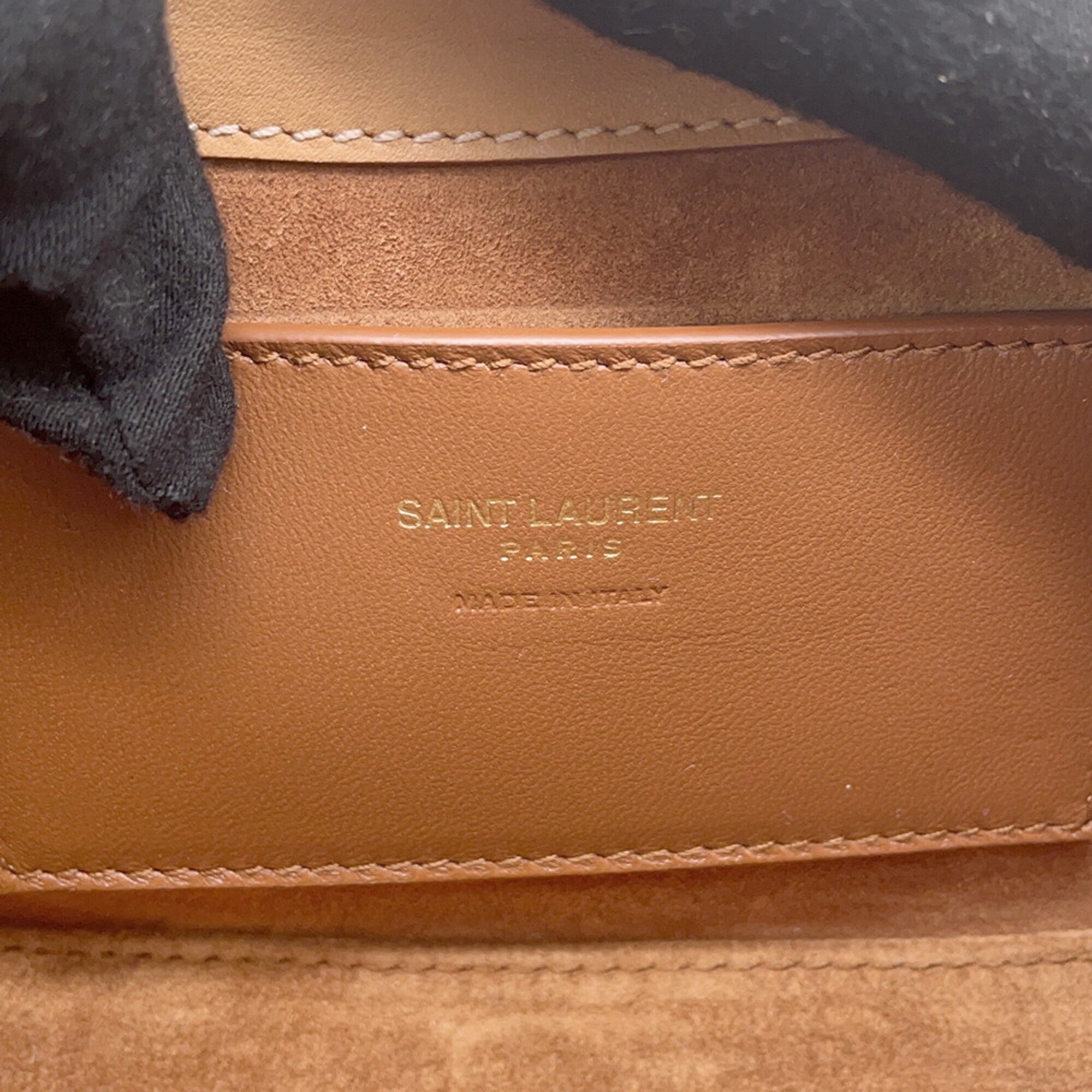 Yves Saint Laurent Beige Leather Handbag (Pre-Owned)