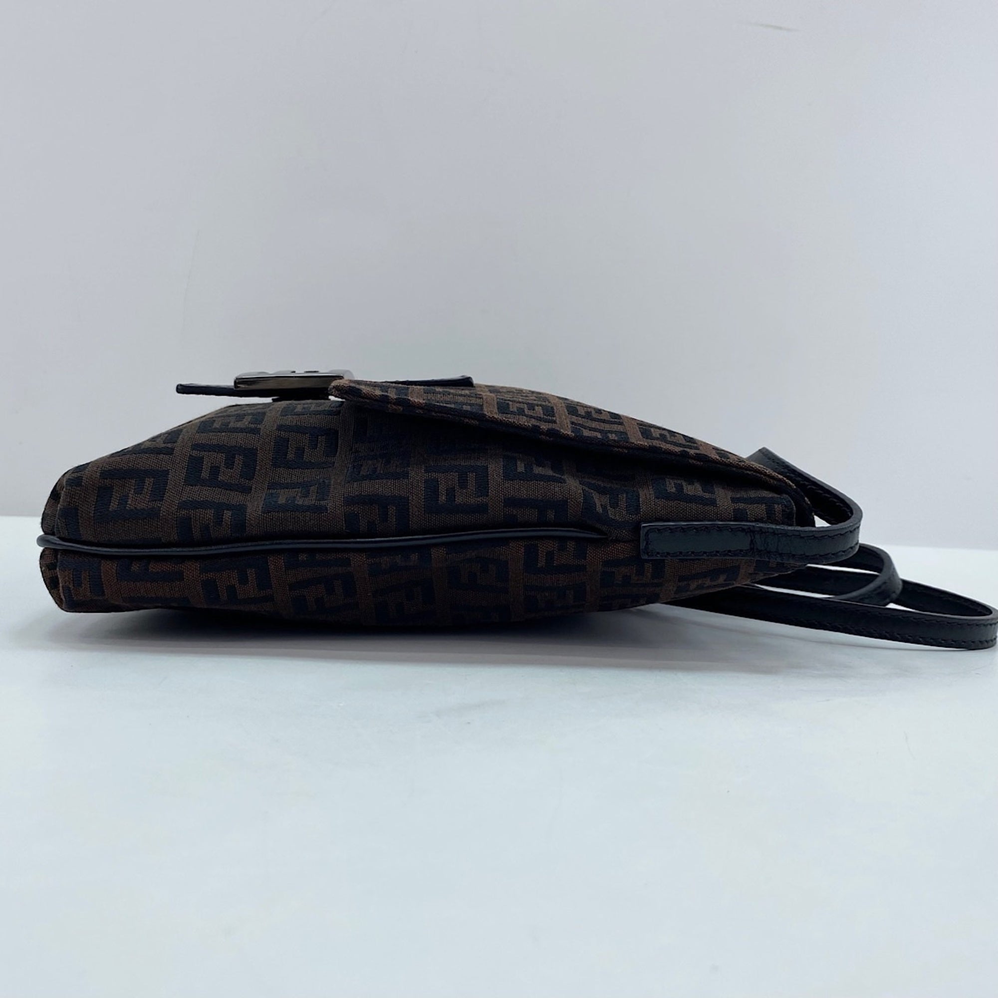 Fendi Zucchino Brown Zucchino Shoulder Bag (Pre-Owned)