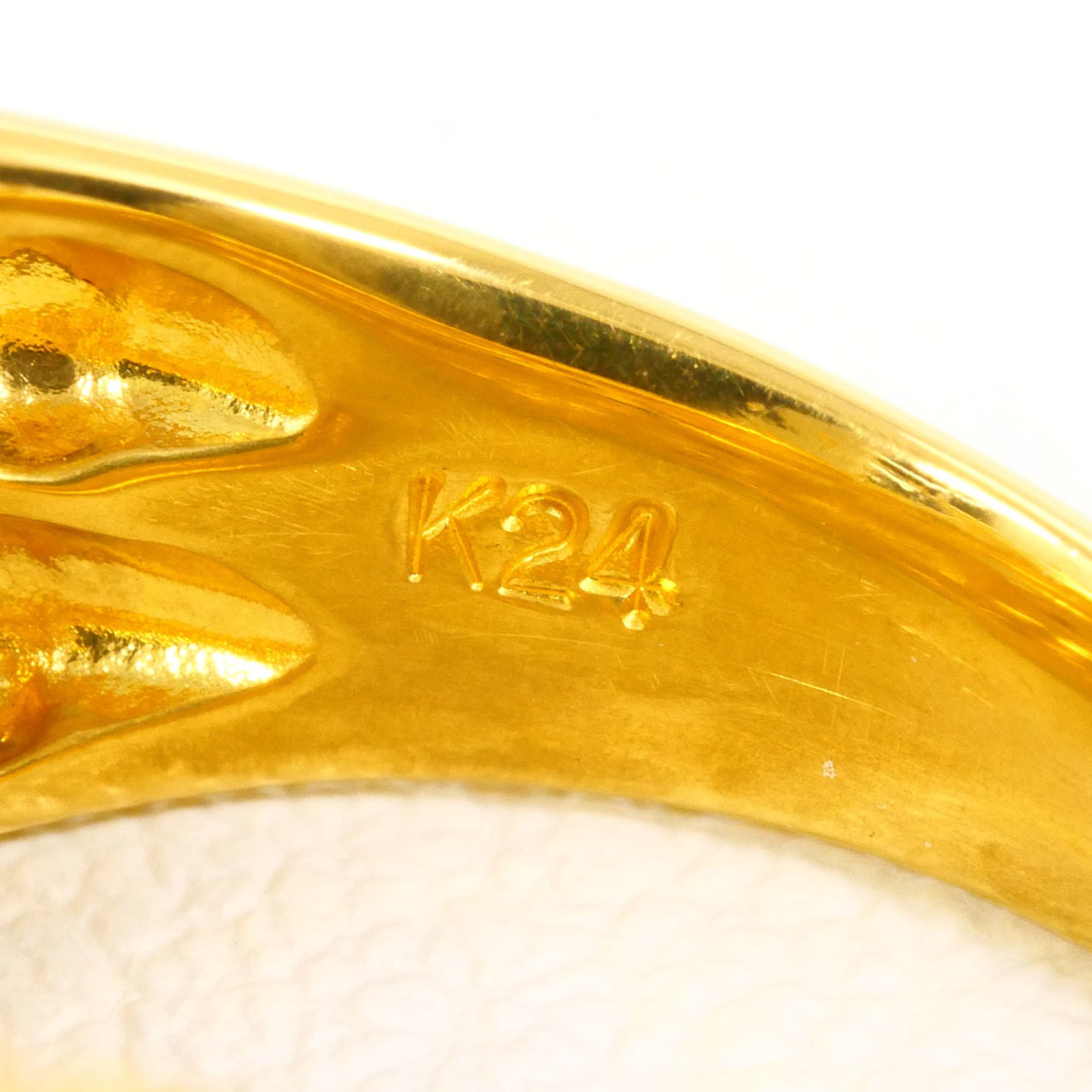 Unbranded Yellow Gold Yellow Gold (24K) Band Ring (Pre-Owned)
