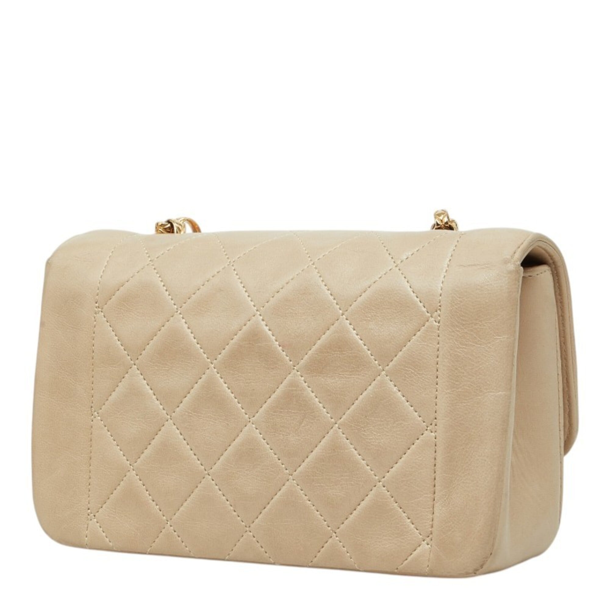Chanel Beige Leather Shoulder Bag (Pre-Owned)