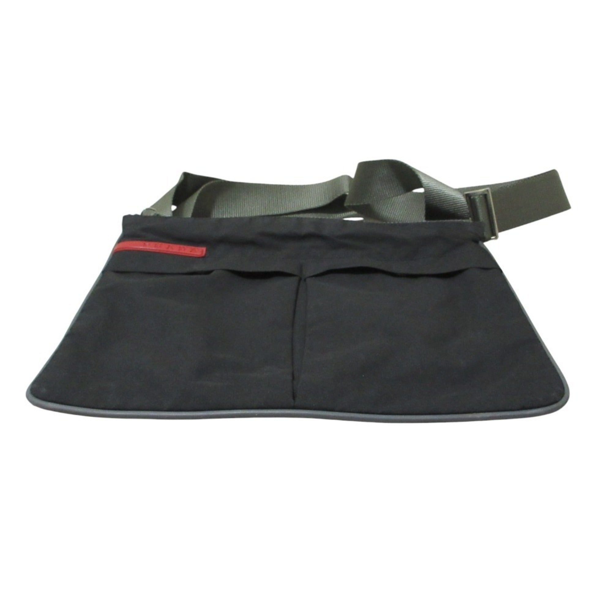 Prada Black Nylon Shoulder Bag (Pre-Owned)