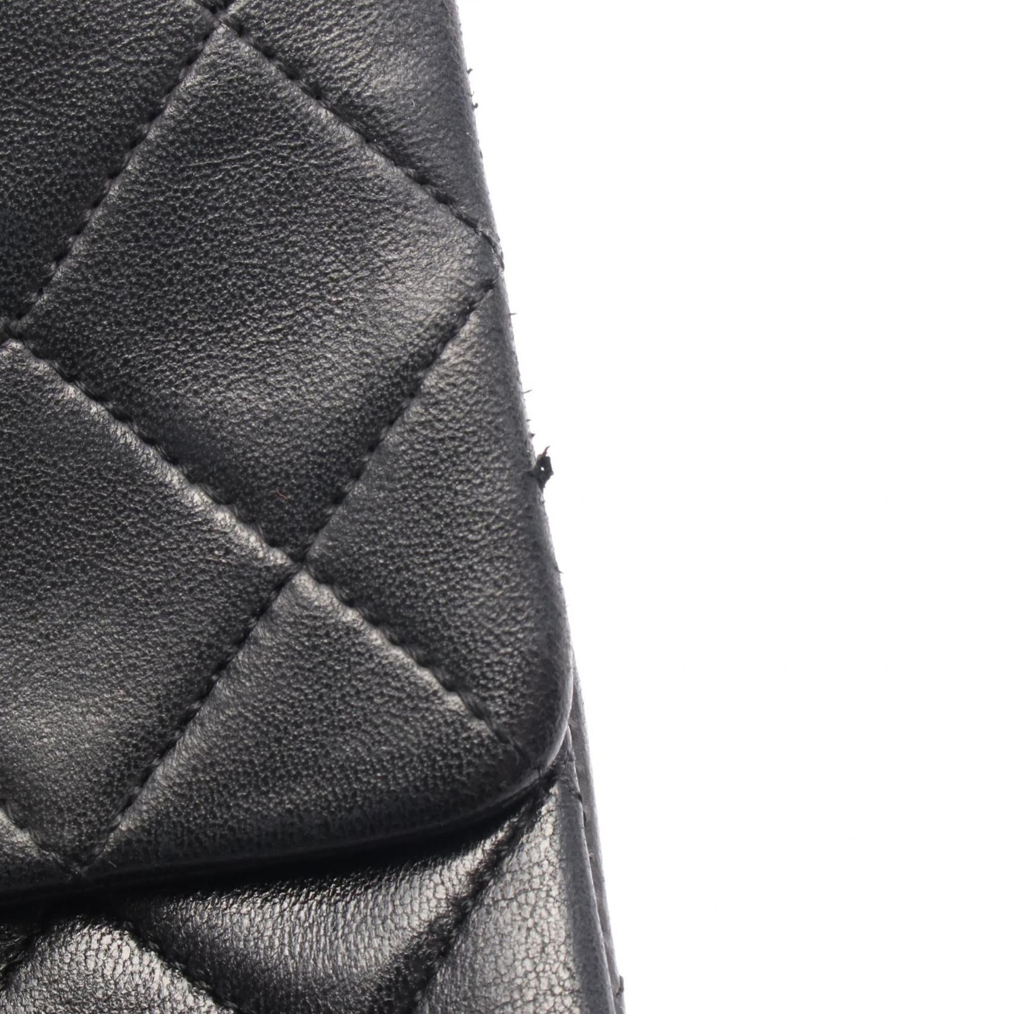 Chanel Black Leather Handbag Shoulder Bag (Pre-Owned)