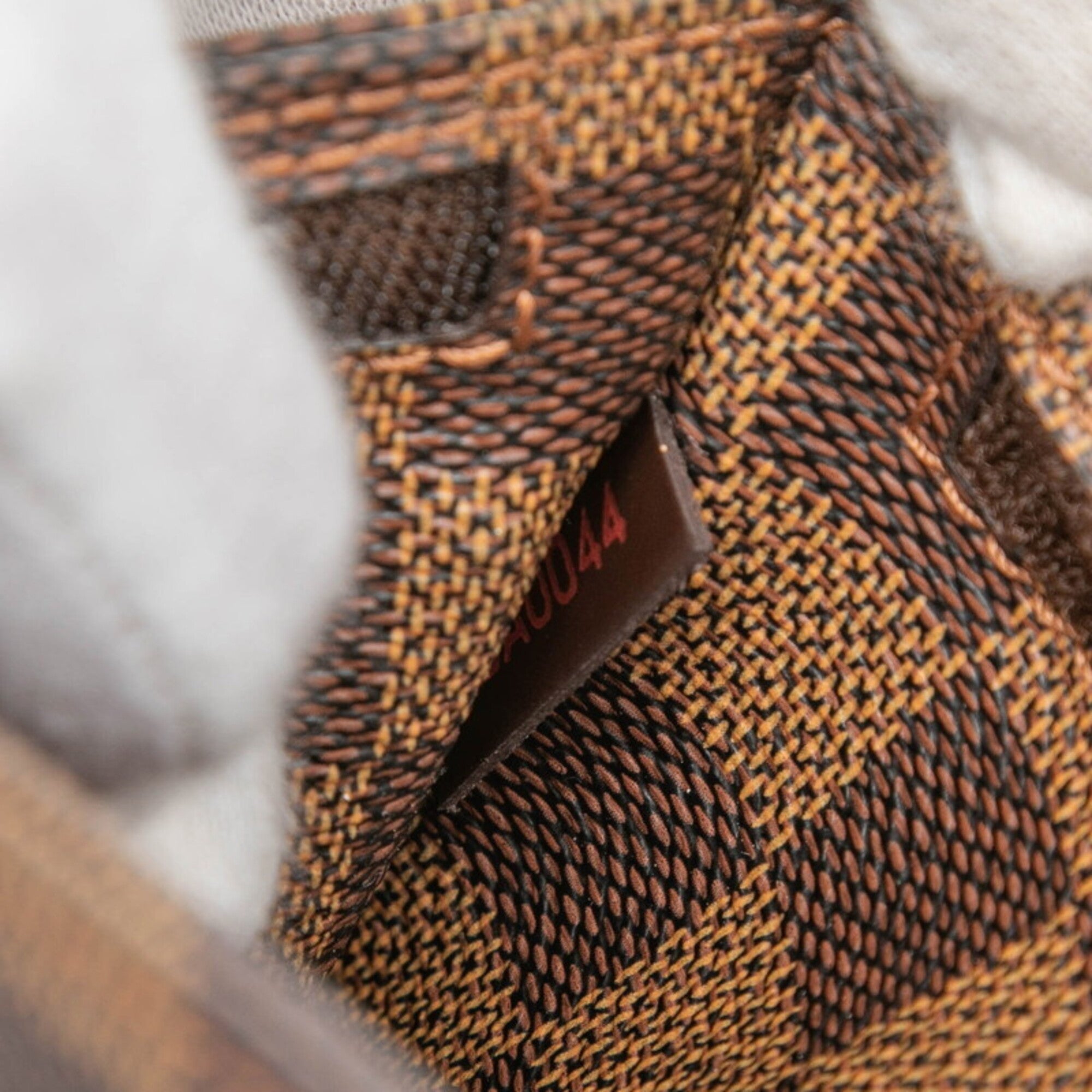 Louis Vuitton Damier Brown Pvc Leather Shoulder Bag Sling Bag (Pre-Owned)