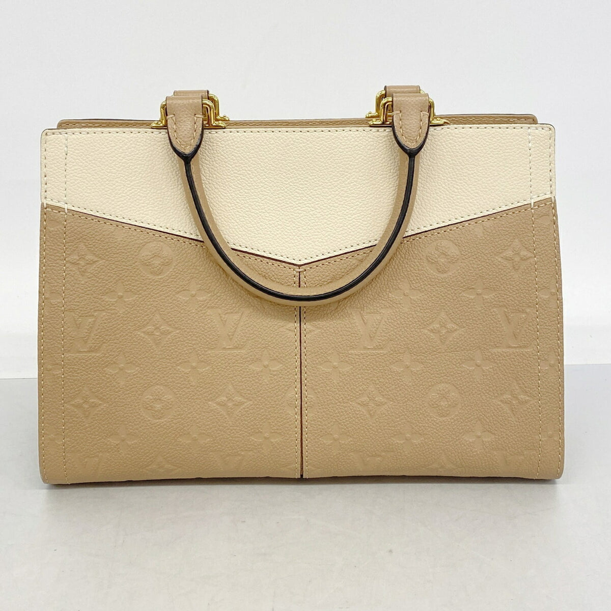 Louis Vuitton Beige Handbag (Pre-Owned)