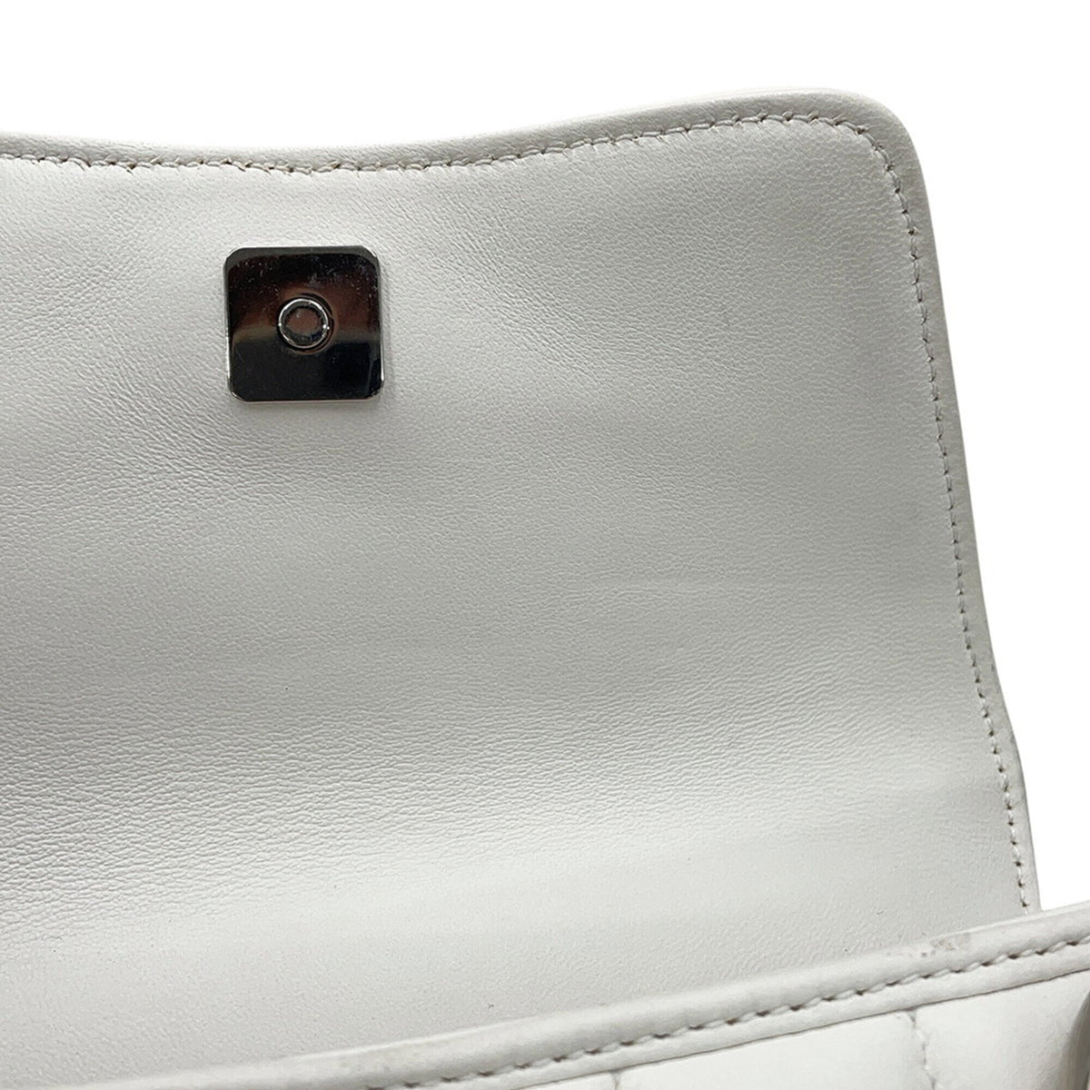 Gucci Horsebit White Leather Handbag (Pre-Owned)